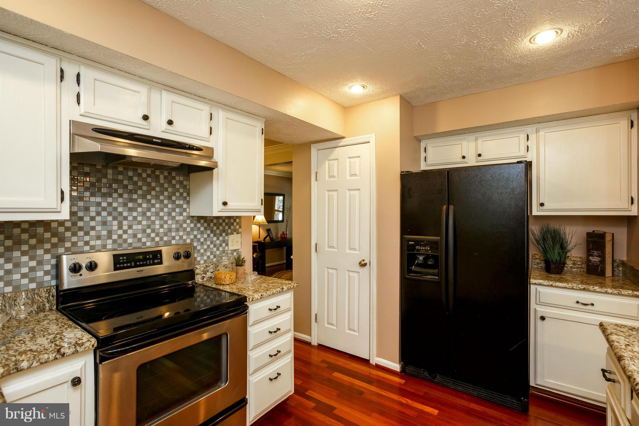 CLEMENS CROSSING - Residential Lease