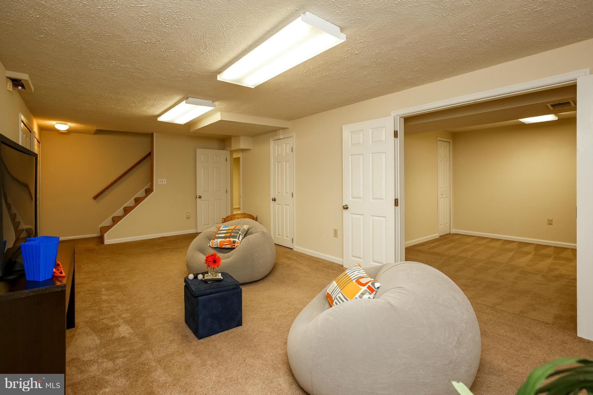 CLEMENS CROSSING - Residential Lease