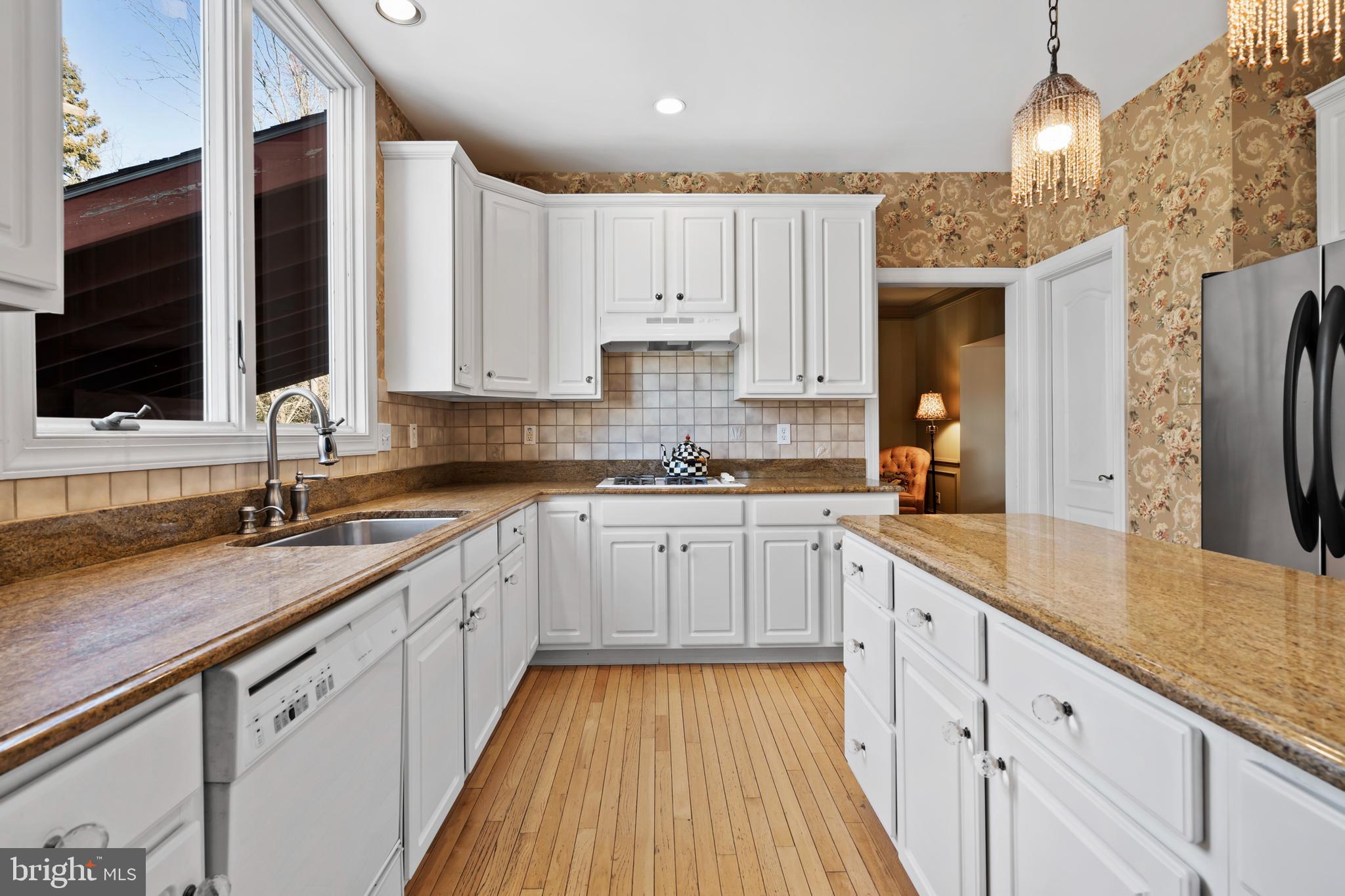 HILLS AT NORTHAMPT - Residential