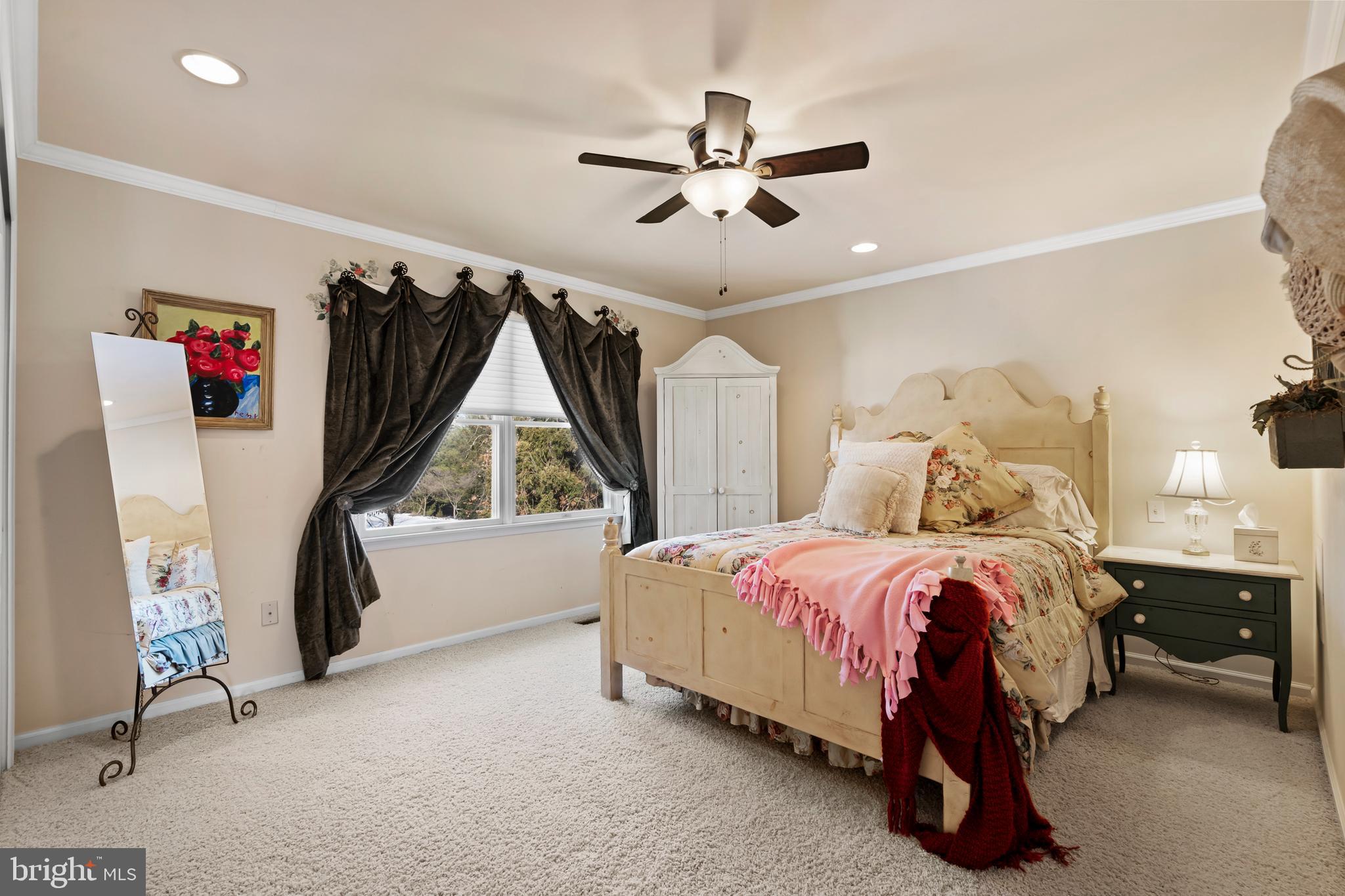 HILLS AT NORTHAMPT - Residential