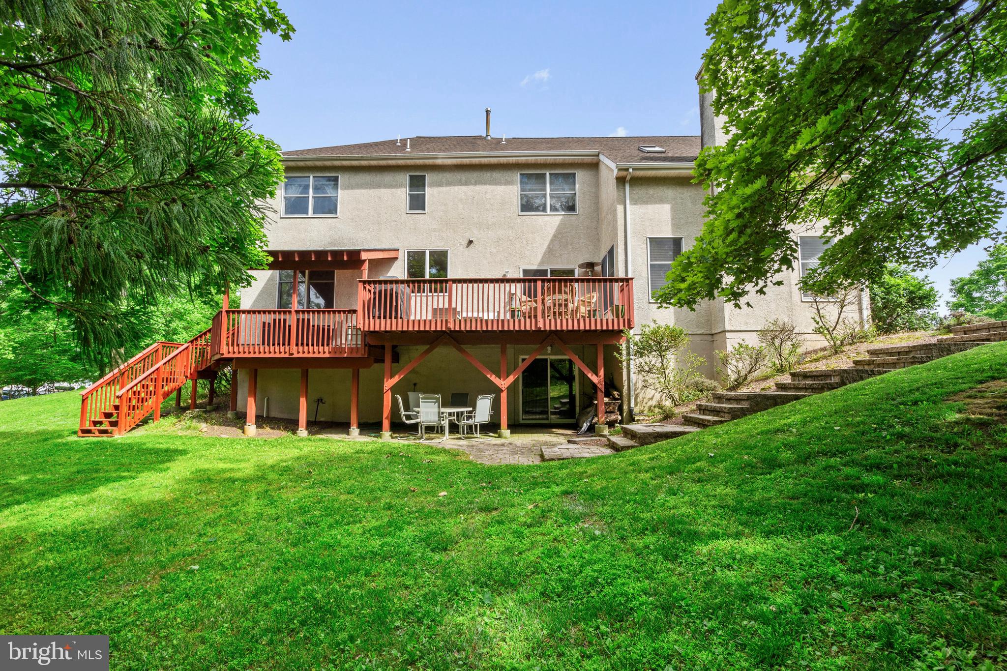 HILLS AT NORTHAMPT - Residential
