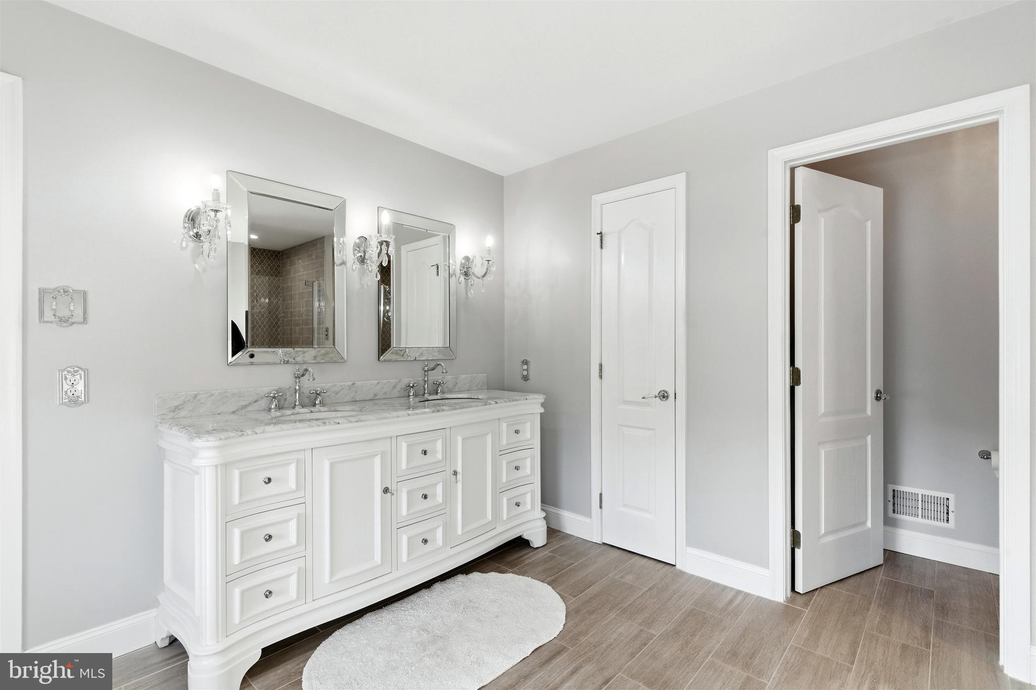 HILLS AT NORTHAMPT - Residential