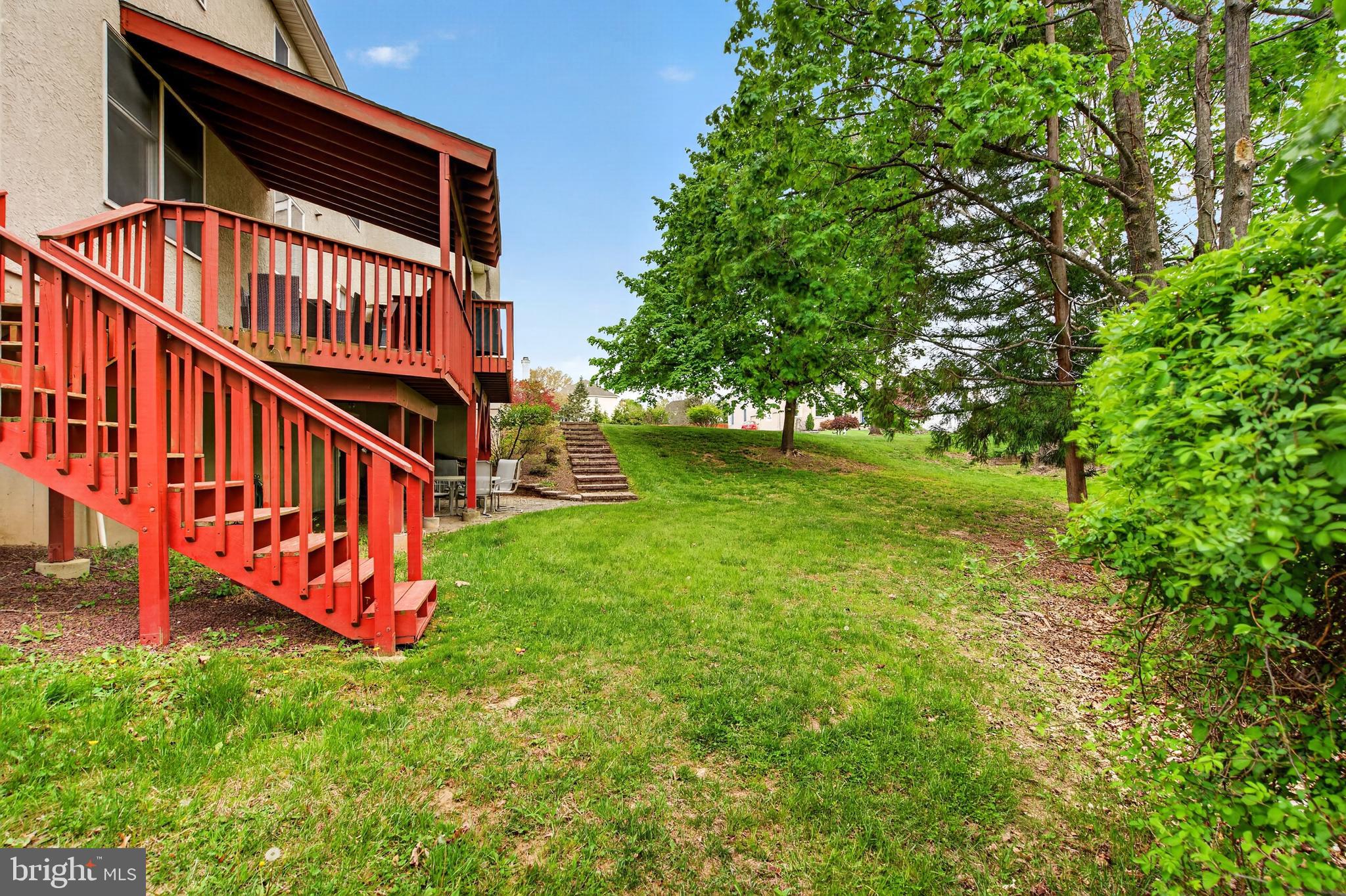 HILLS AT NORTHAMPT - Residential