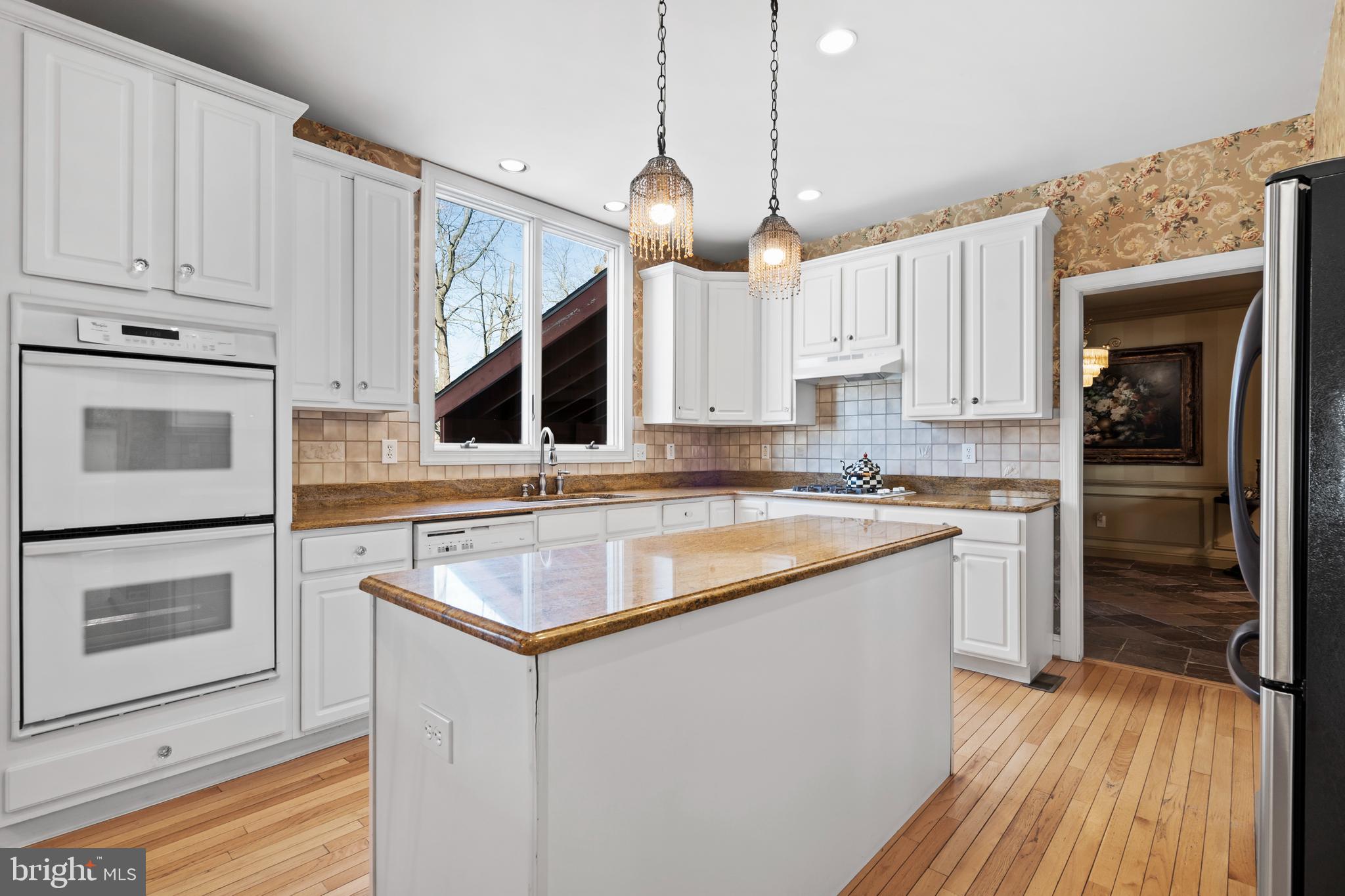 HILLS AT NORTHAMPT - Residential