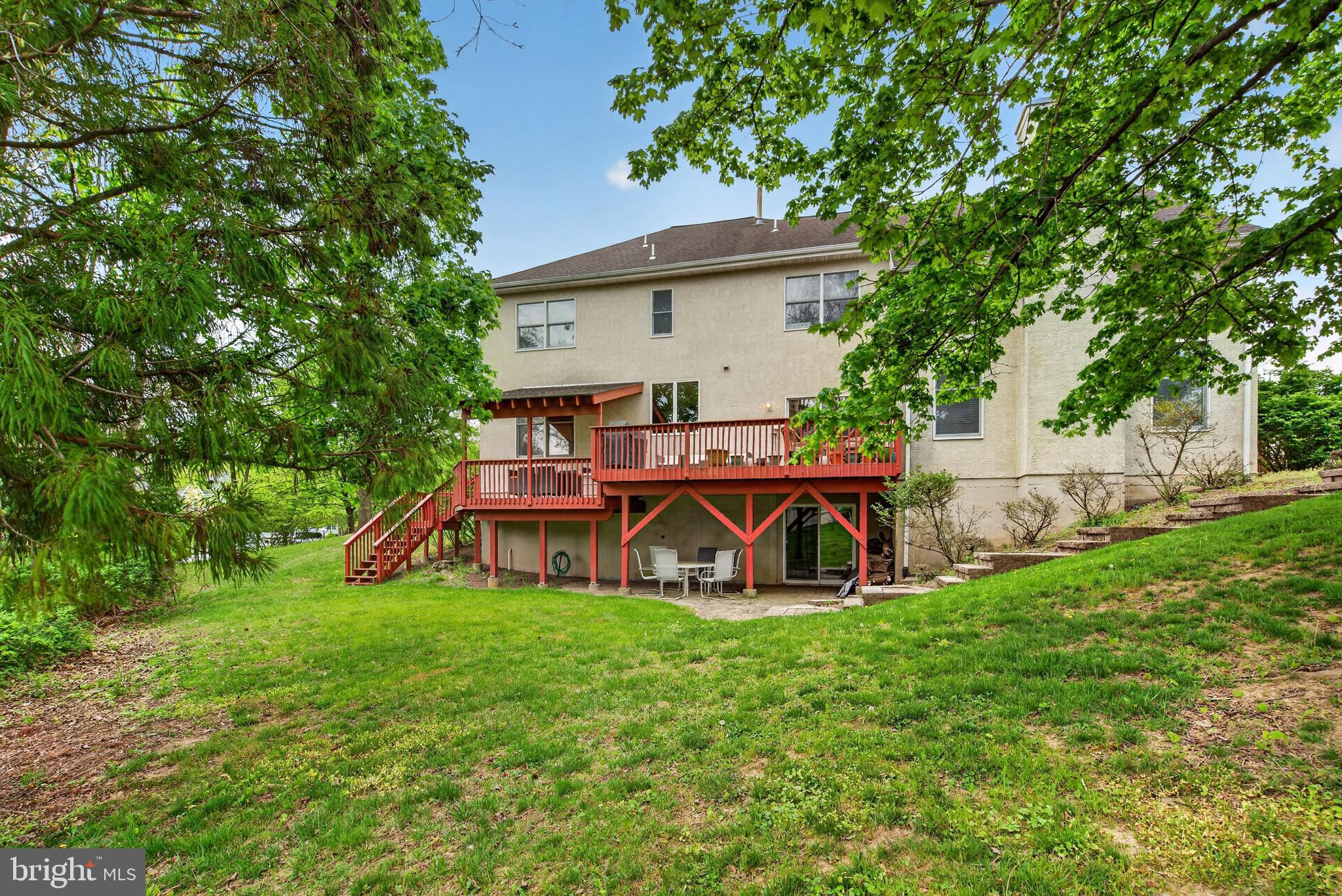 HILLS AT NORTHAMPT - Residential