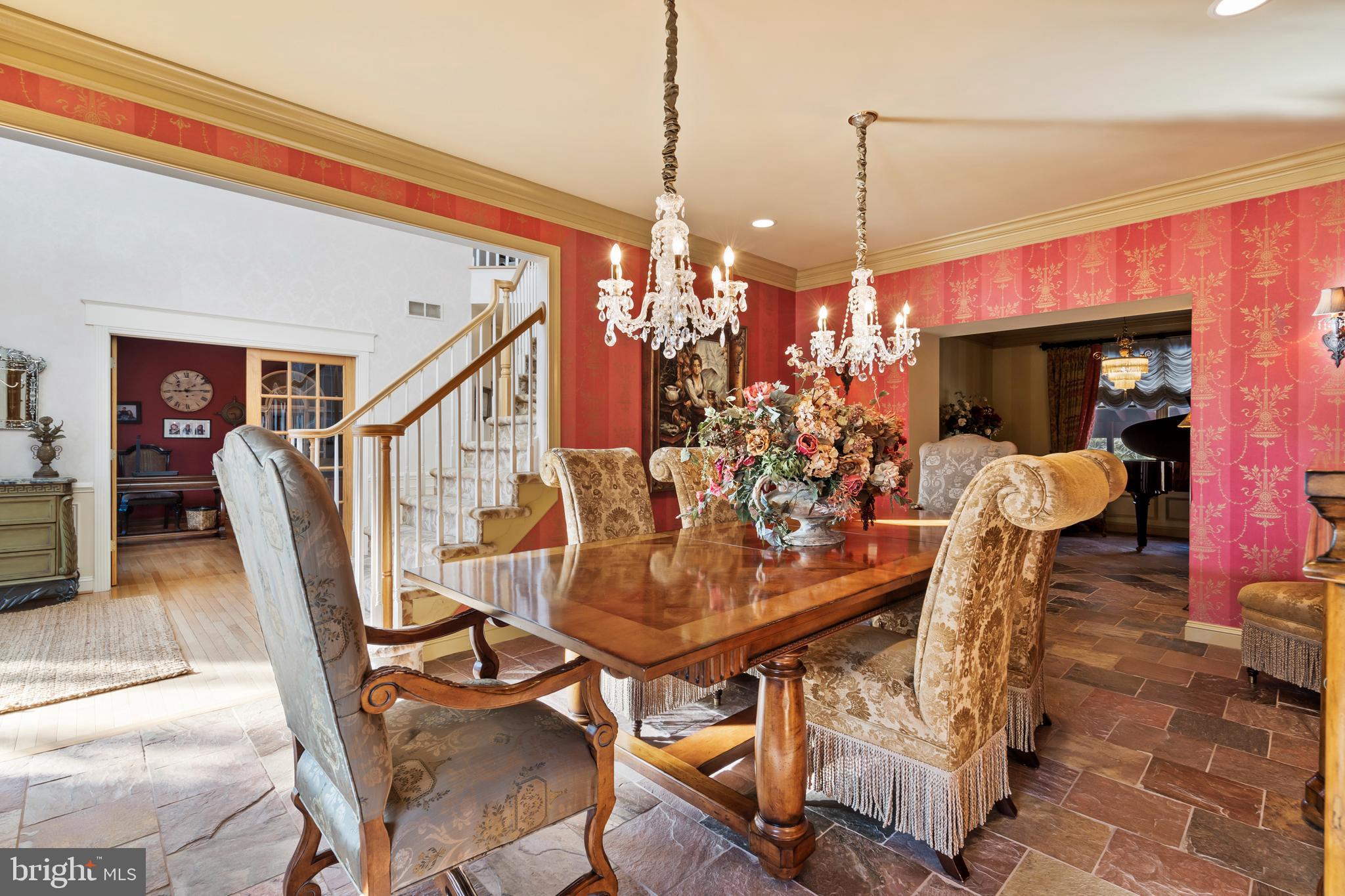 HILLS AT NORTHAMPT - Residential