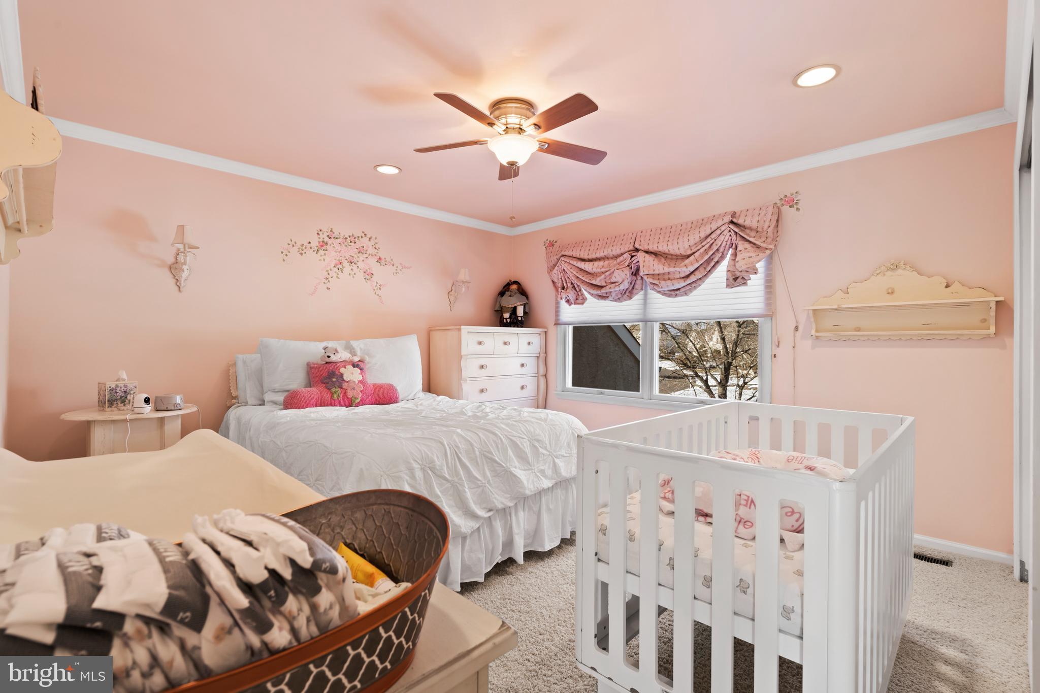 HILLS AT NORTHAMPT - Residential