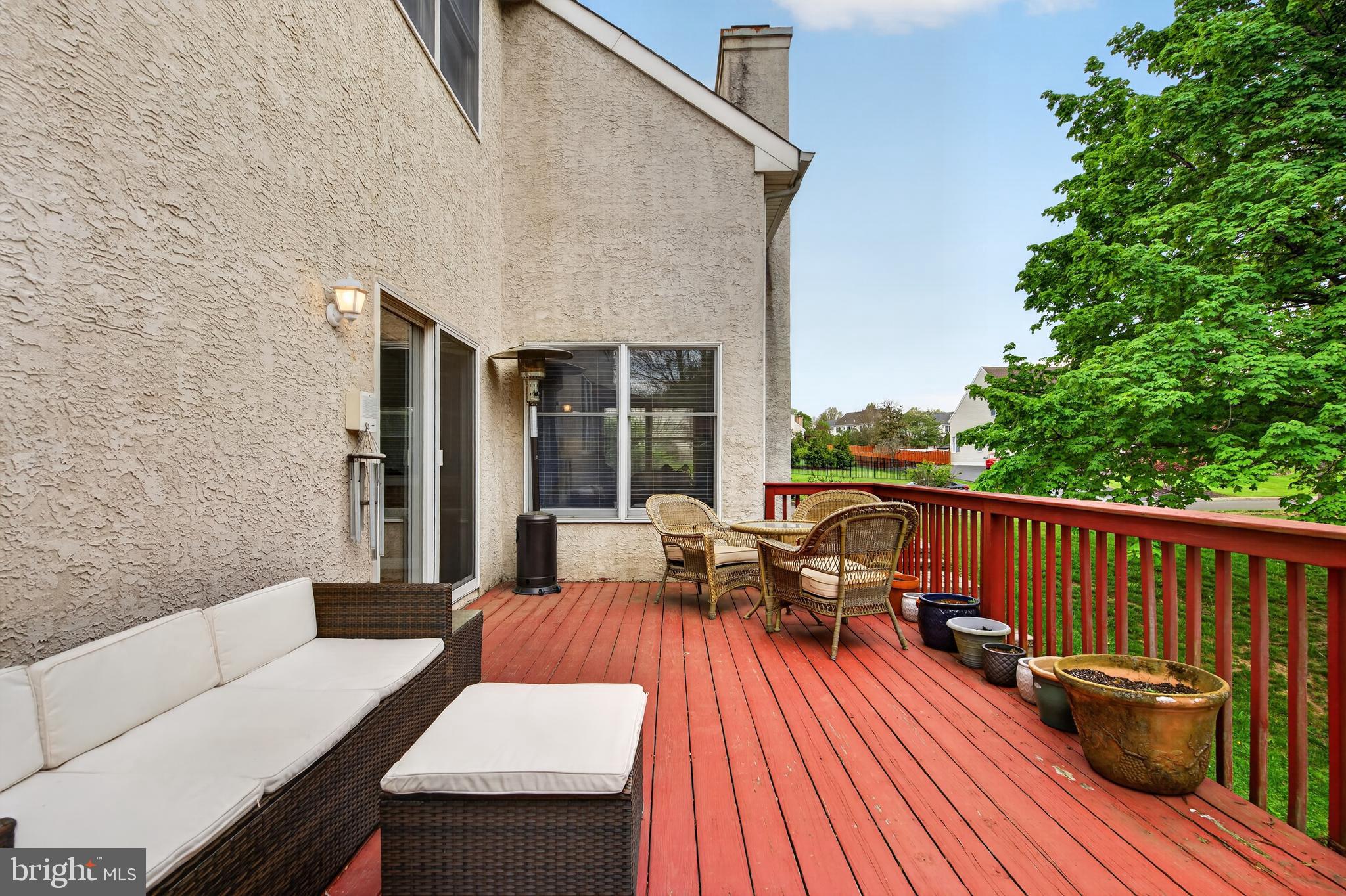 HILLS AT NORTHAMPT - Residential