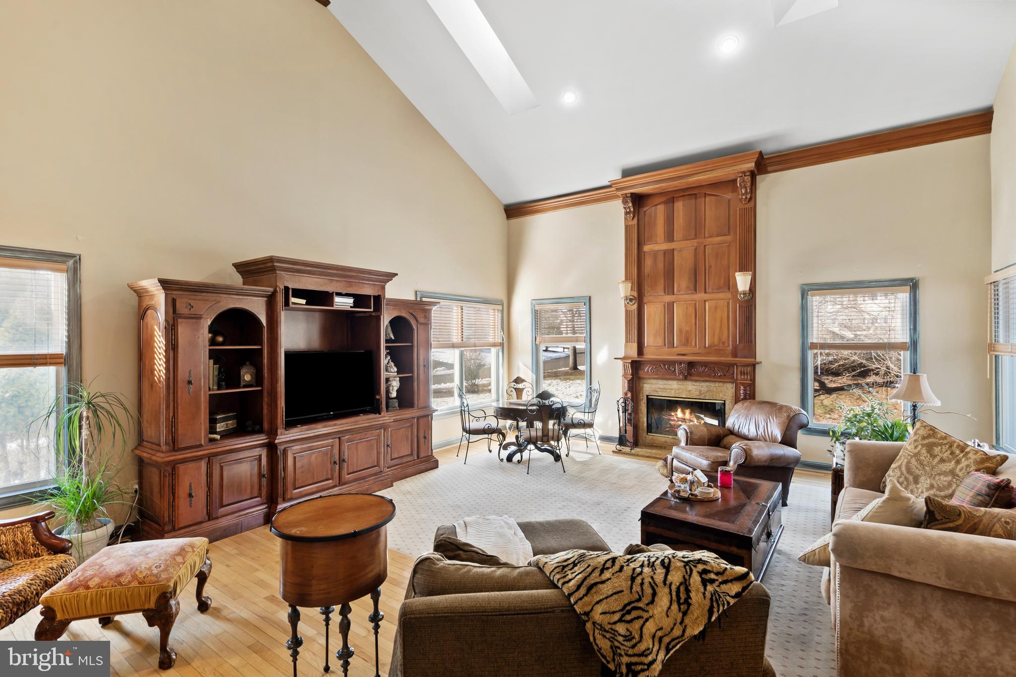 HILLS AT NORTHAMPT - Residential