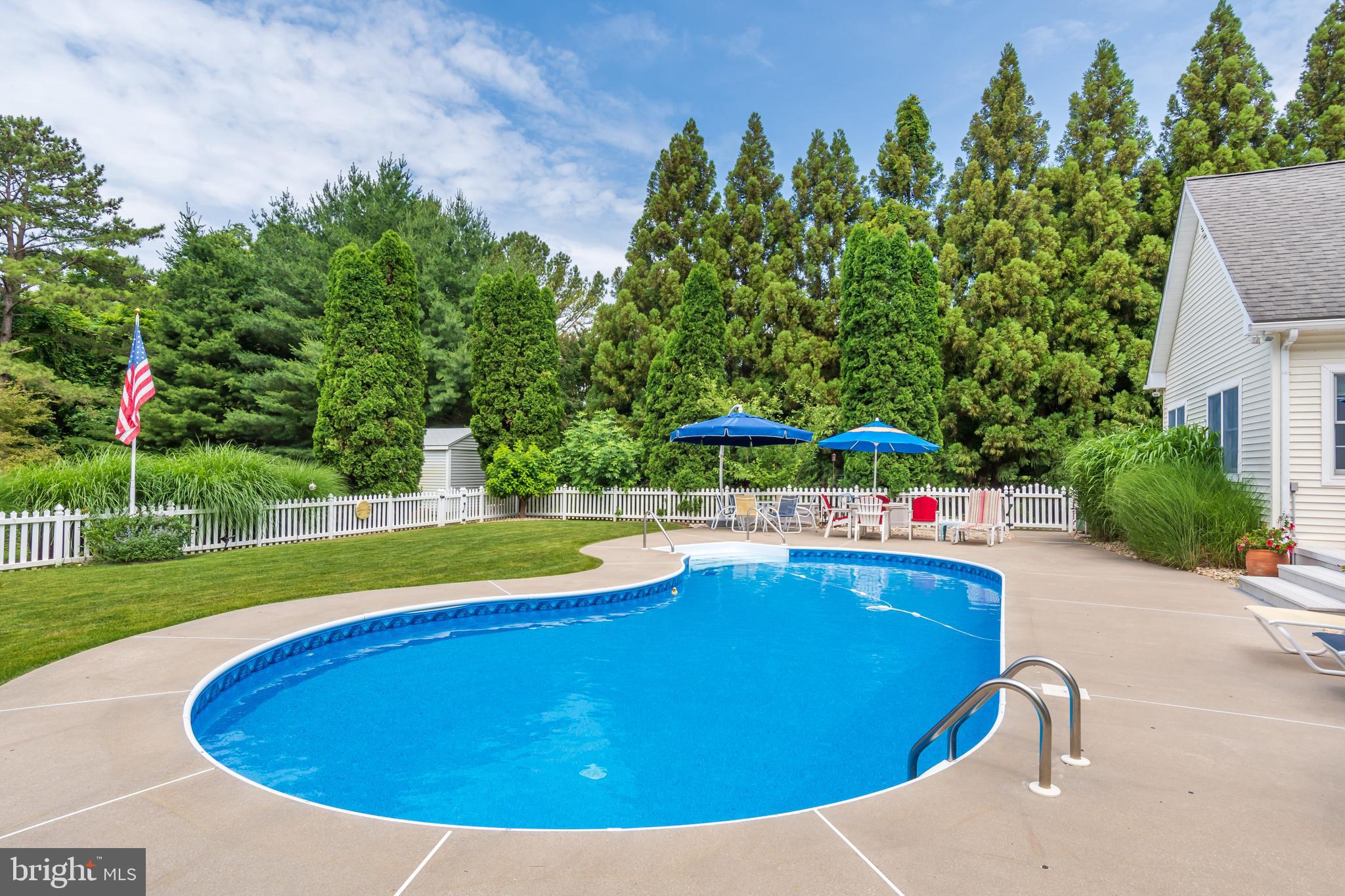 EARLES BRANCH - Residential