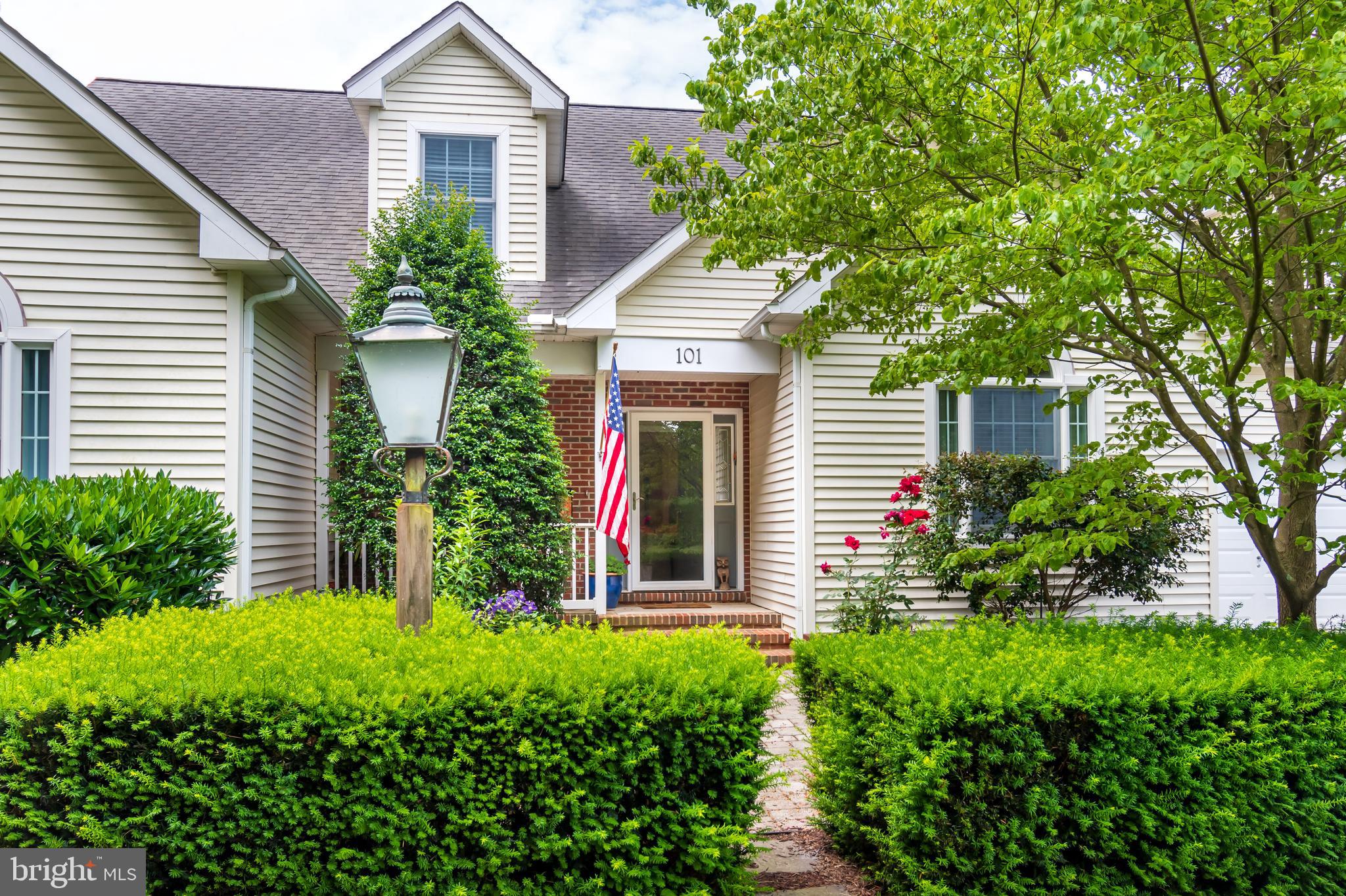 EARLES BRANCH - Residential