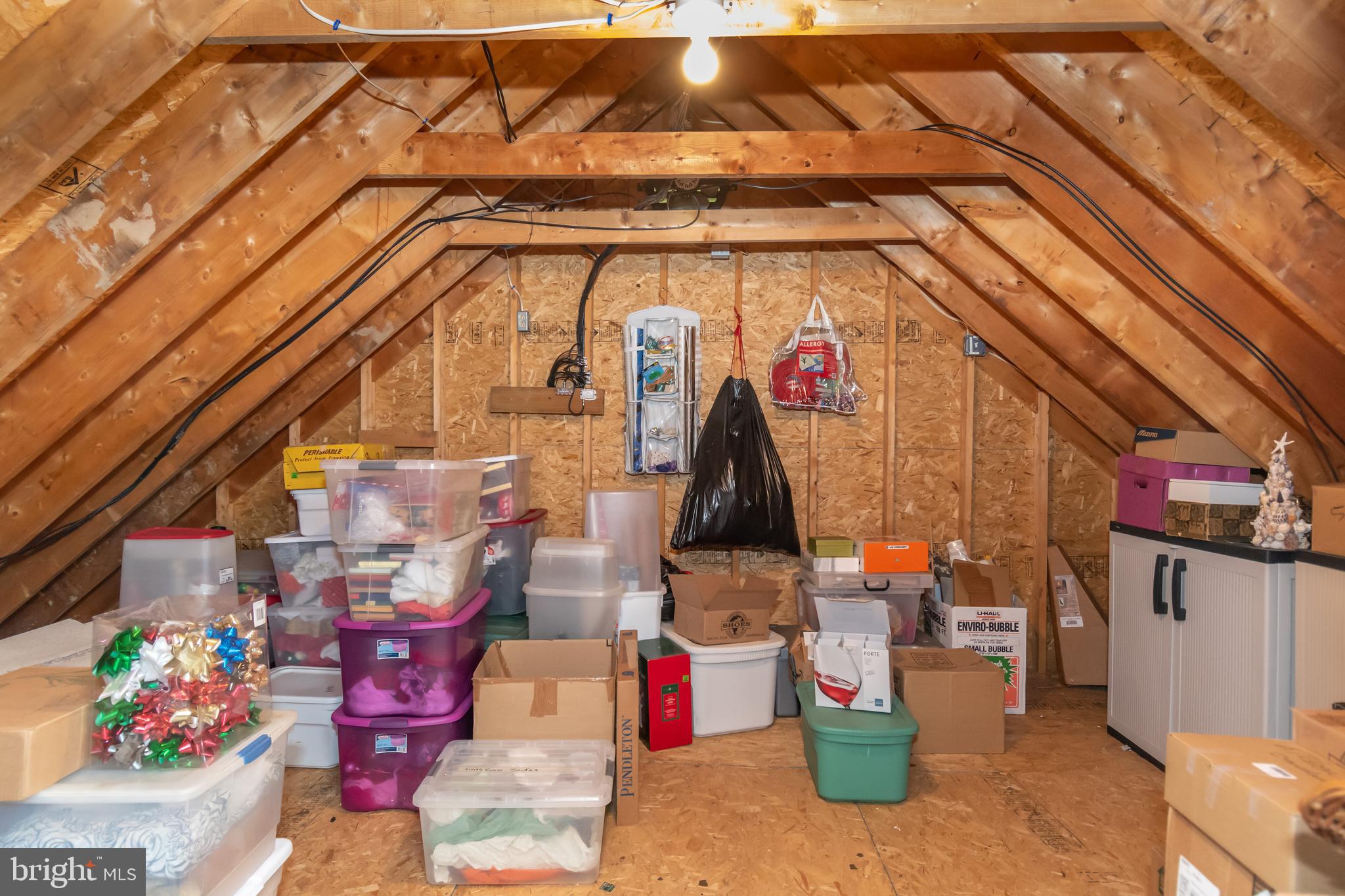 EARLES BRANCH - Residential