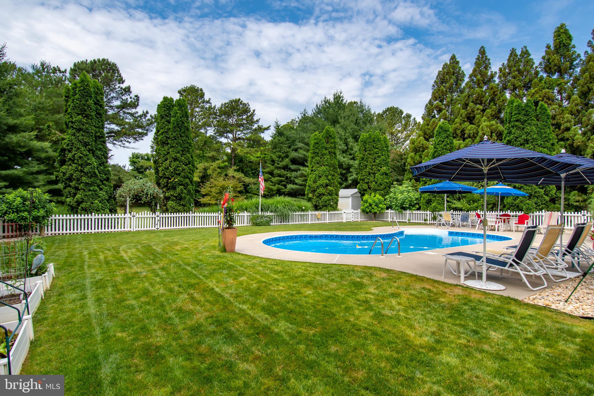 EARLES BRANCH - Residential