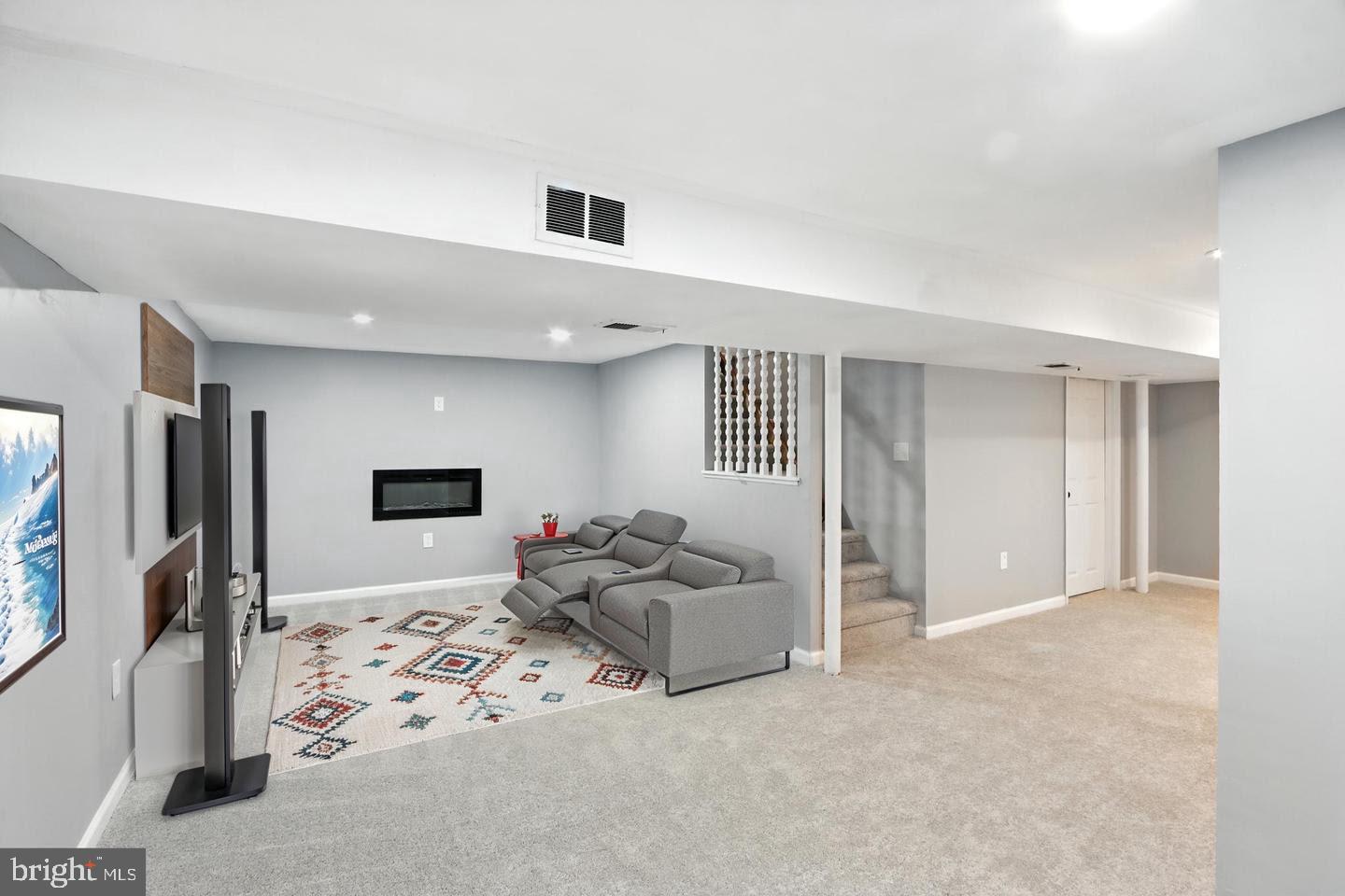 BRIGHTON - Residential