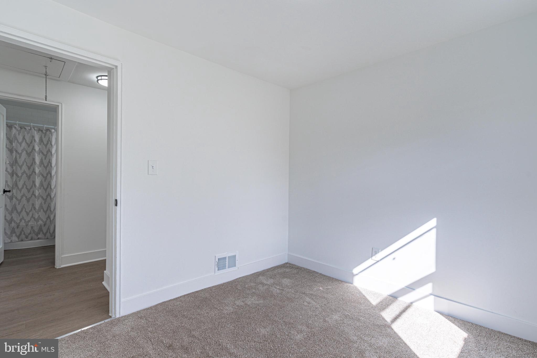 FAIRMOUNT - Residential