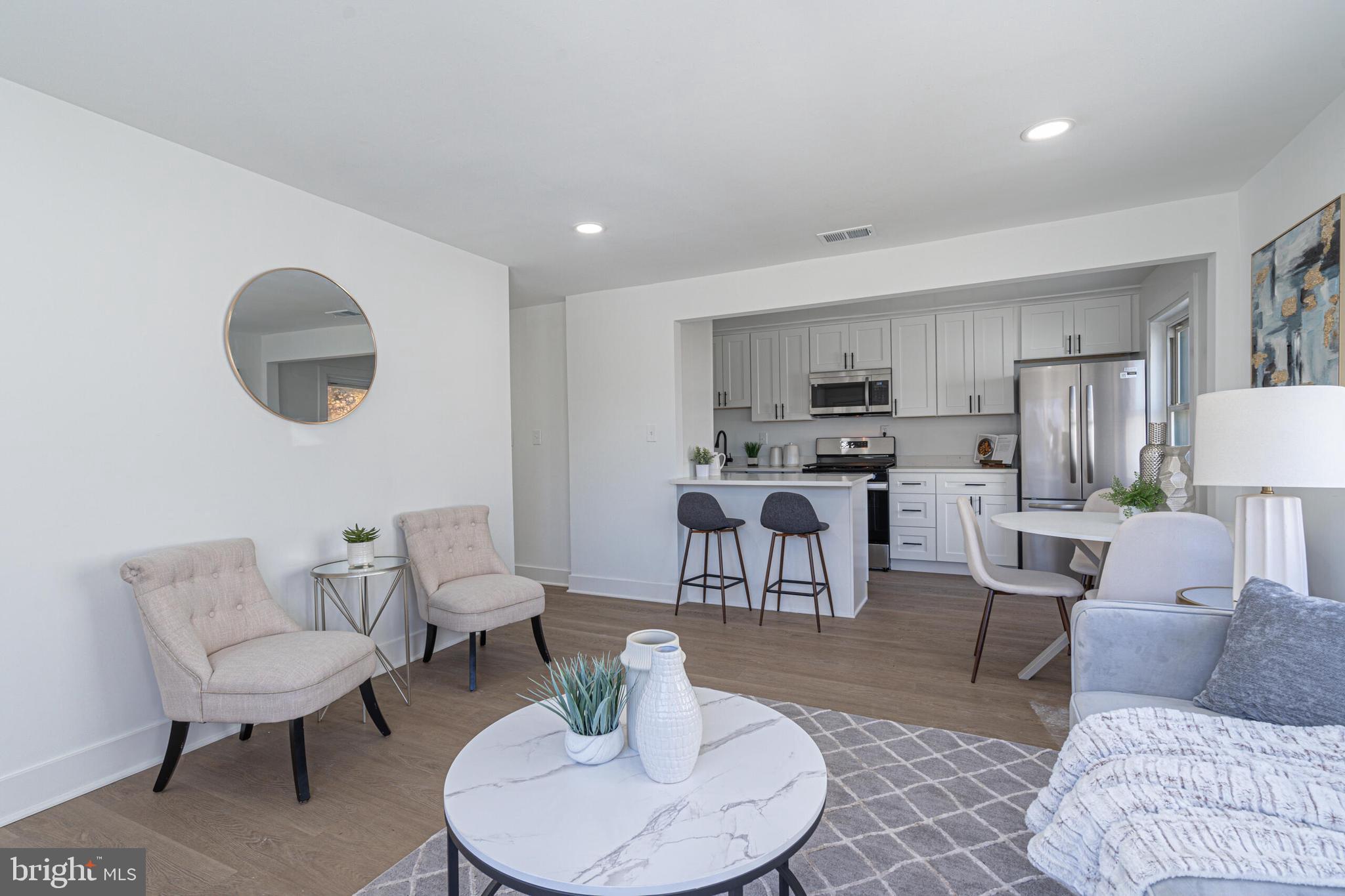 FAIRMOUNT - Residential