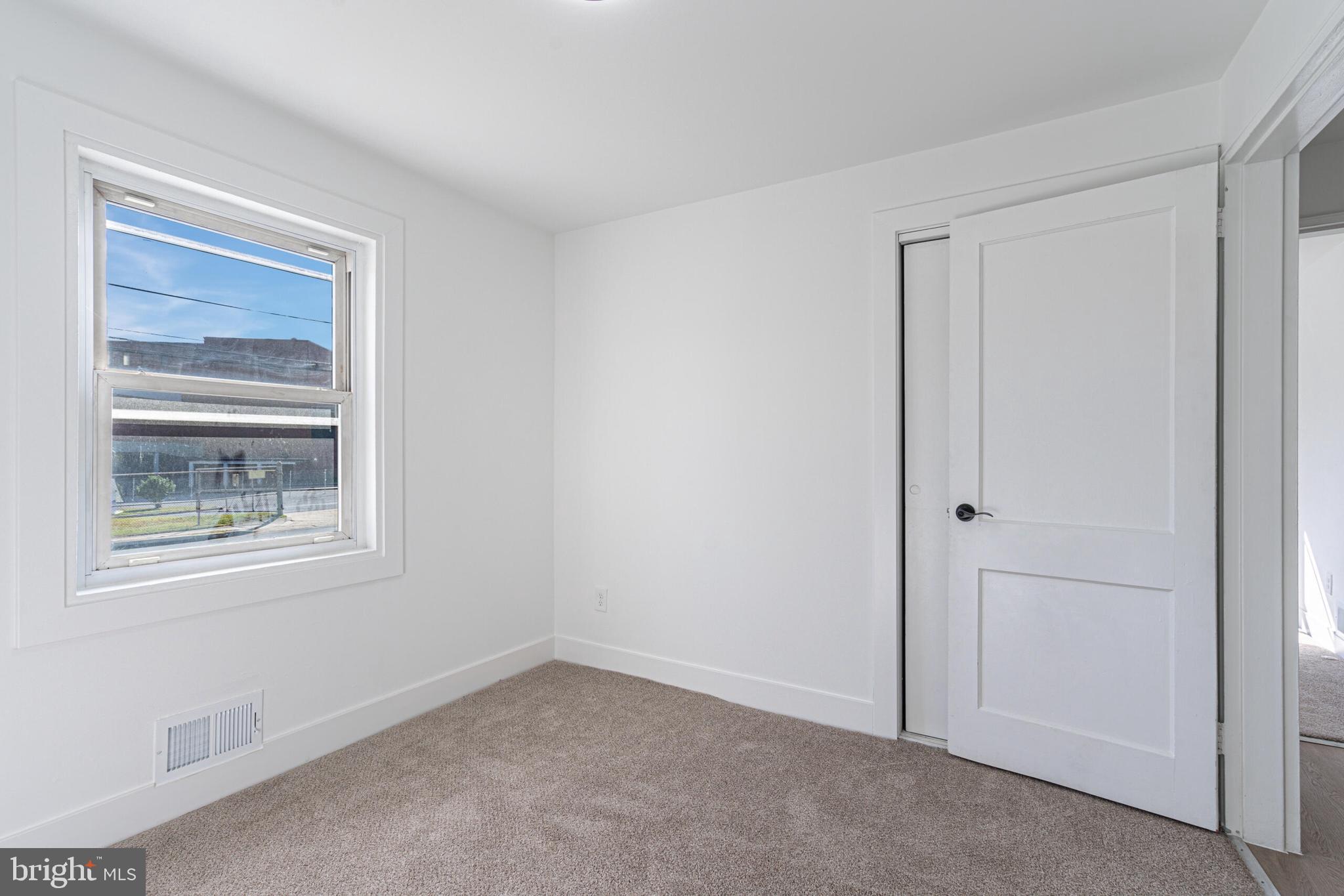 FAIRMOUNT - Residential