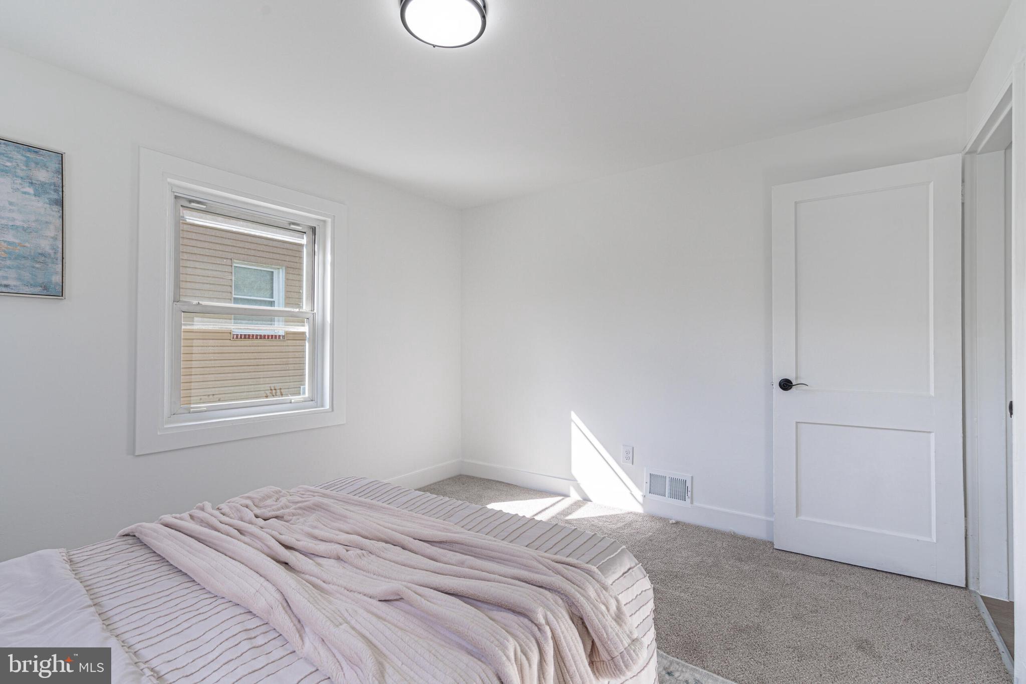 FAIRMOUNT - Residential