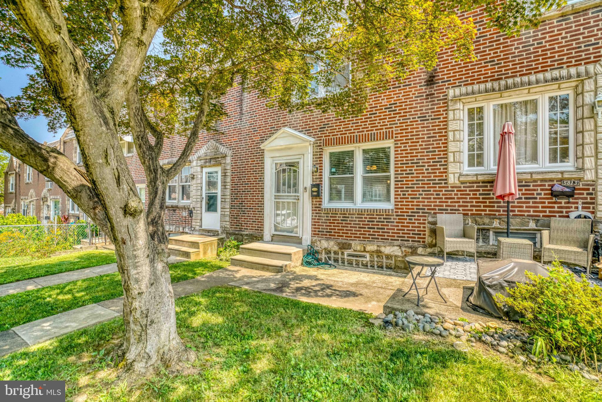 Beautifully updated 3 bedroom home on a beautiful and quiet block in Lawncrest. Walk up to a front landscaped patio. Enter into a wide spacious layout with a large kitchen with breakfast island. Granite countertops. Stainless steel appliances. Rear yard off of the kitchen, perfect for this time of the year. 2nd level of this home offers 3 bedrooms with closets and plenty of natural lighting. Full basement waiting for your finishing touches.
New Hot Water Tank, and Central Air.
Conveniently located near rec center, shopping and major arteries