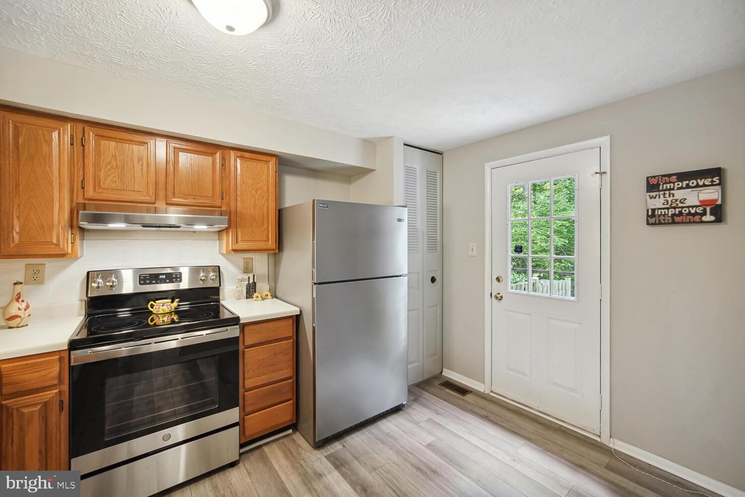 SADDLE CREEK - Residential