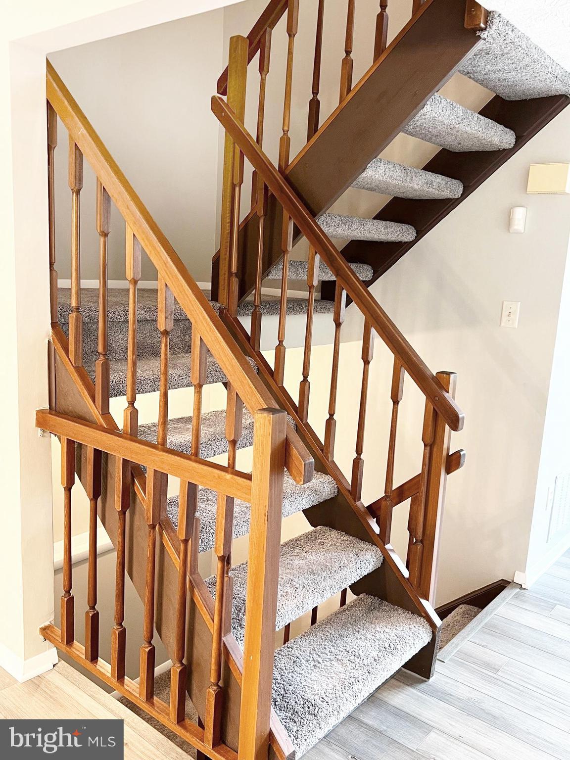 SADDLE CREEK - Residential