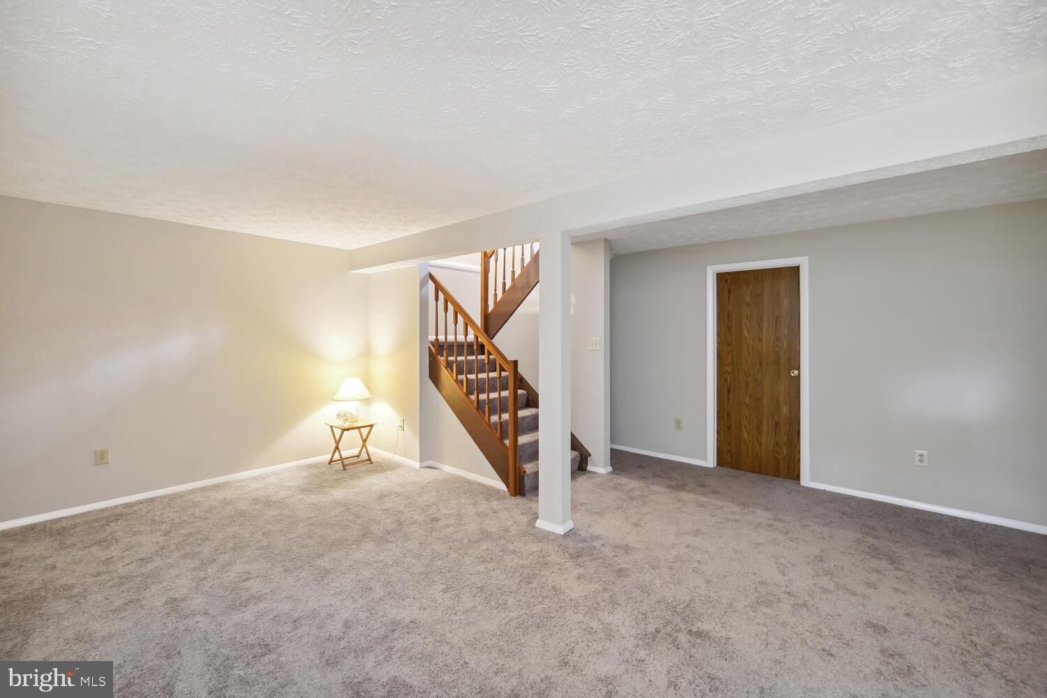 SADDLE CREEK - Residential