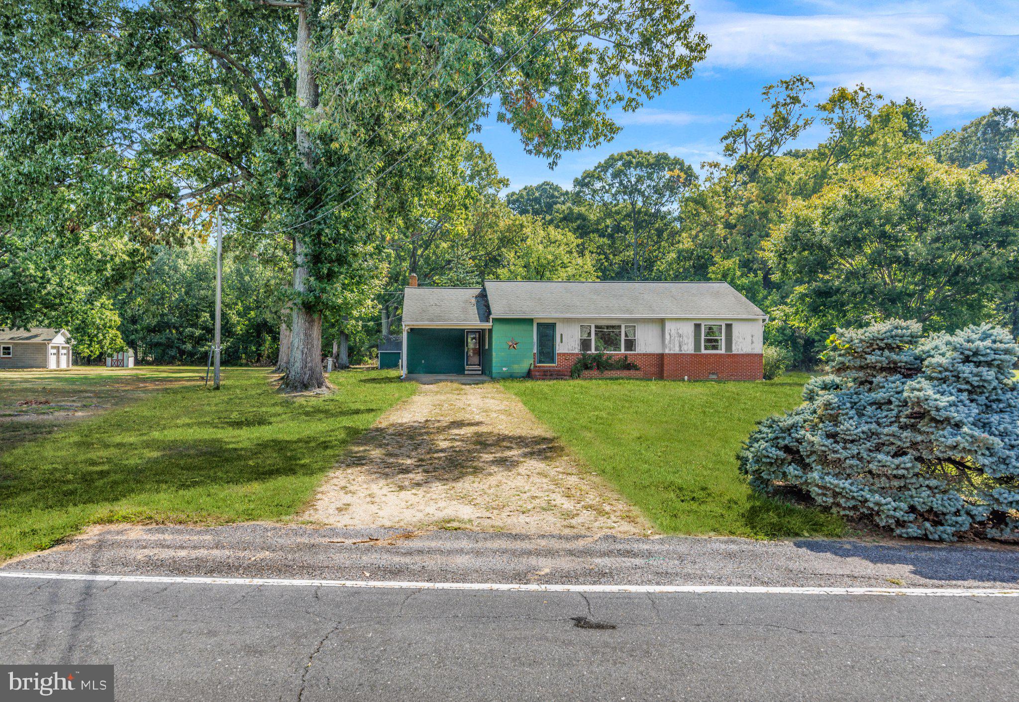 4891 IDLEWILDE ROAD