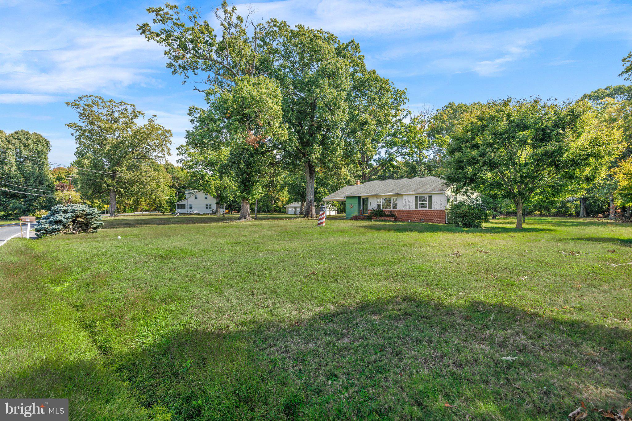 4891 IDLEWILDE ROAD