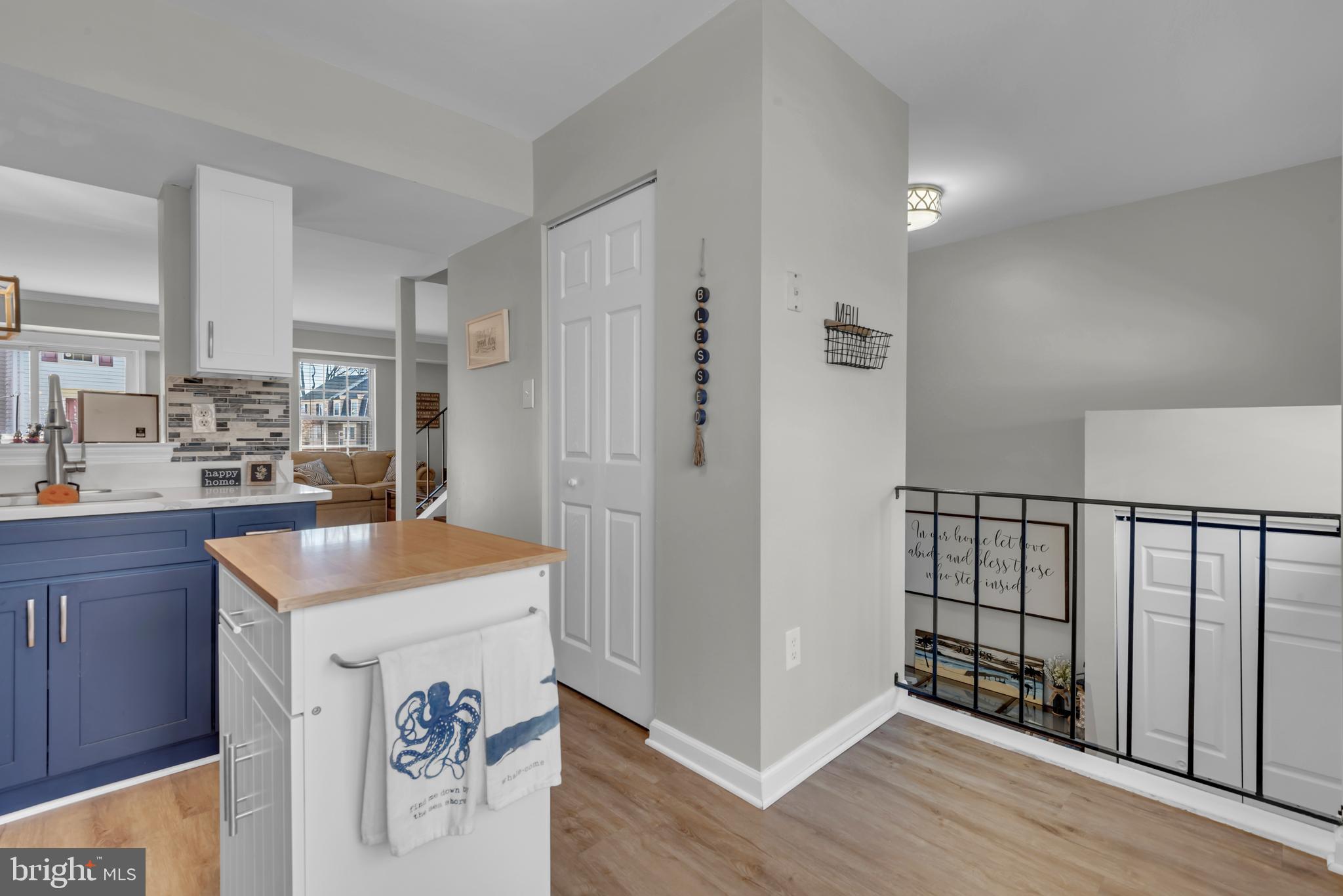 STONEY BEACH - Residential