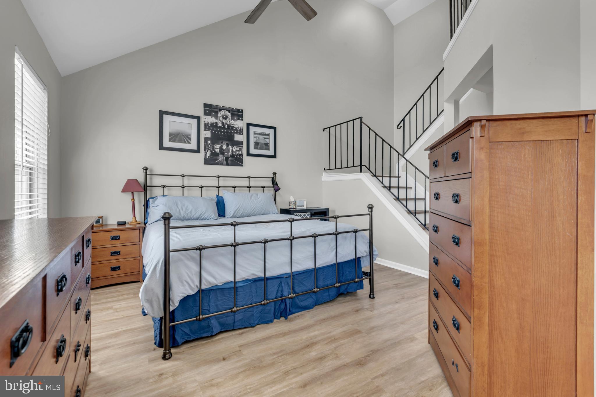 STONEY BEACH - Residential