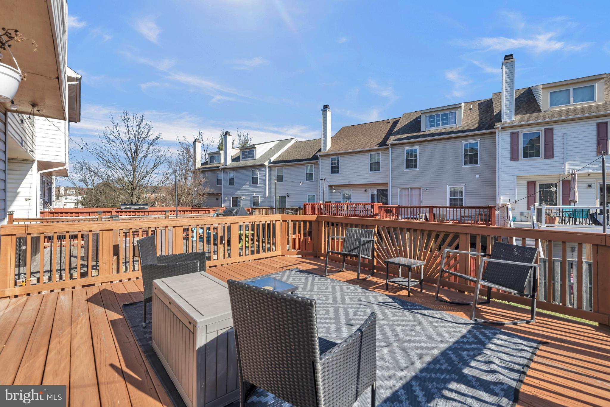 STONEY BEACH - Residential