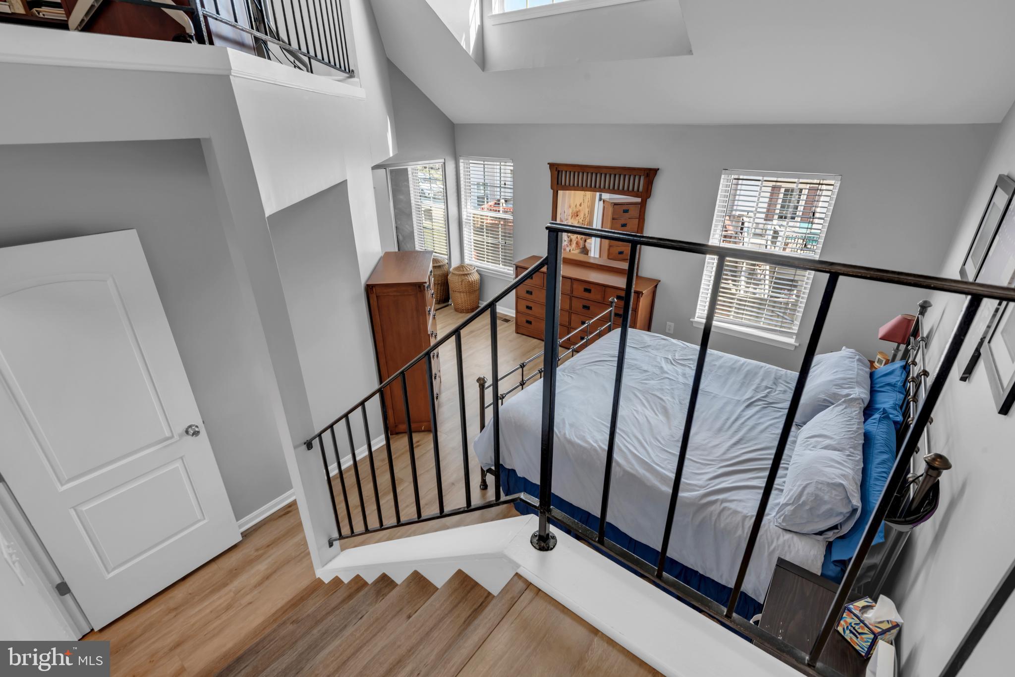 STONEY BEACH - Residential