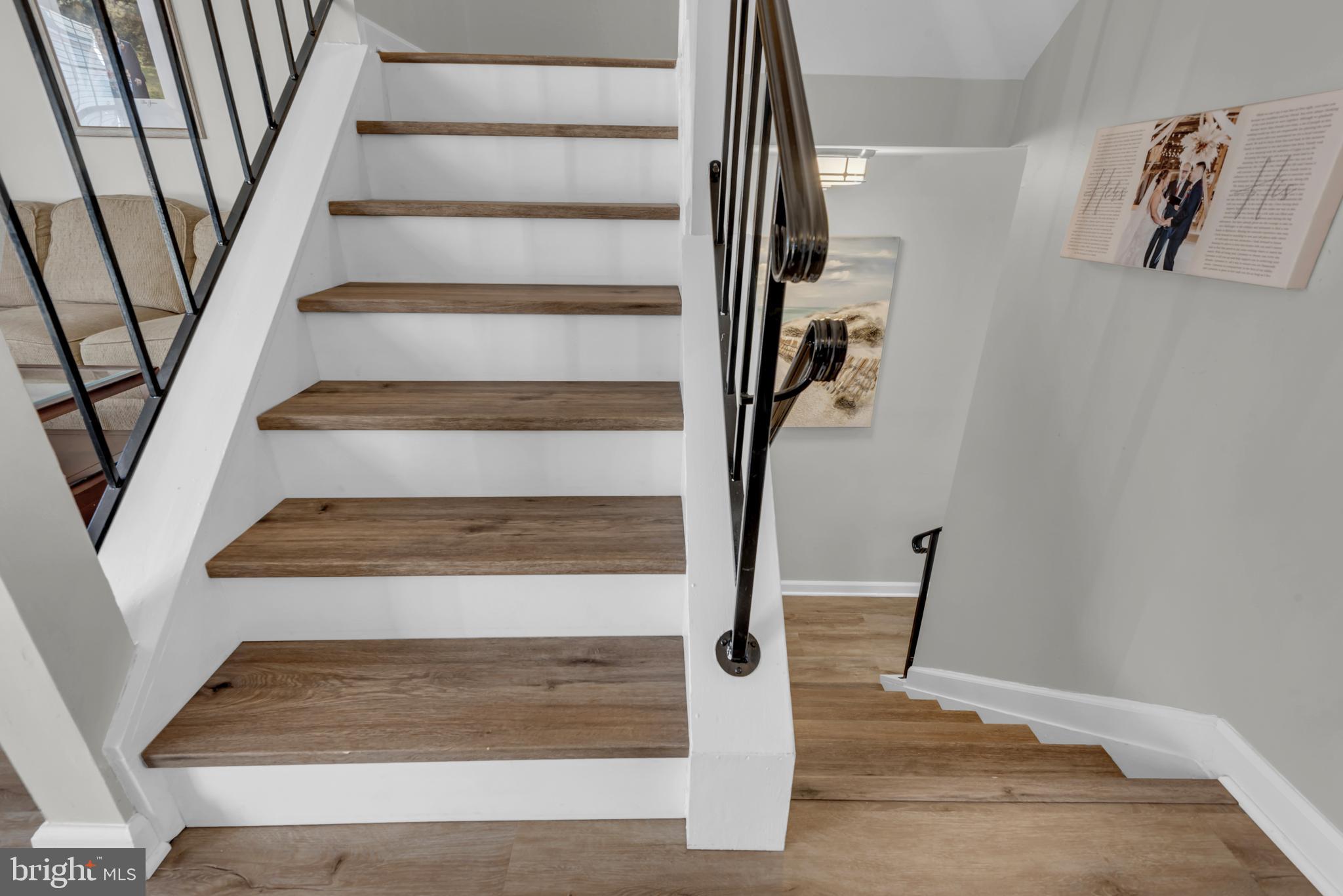 STONEY BEACH - Residential