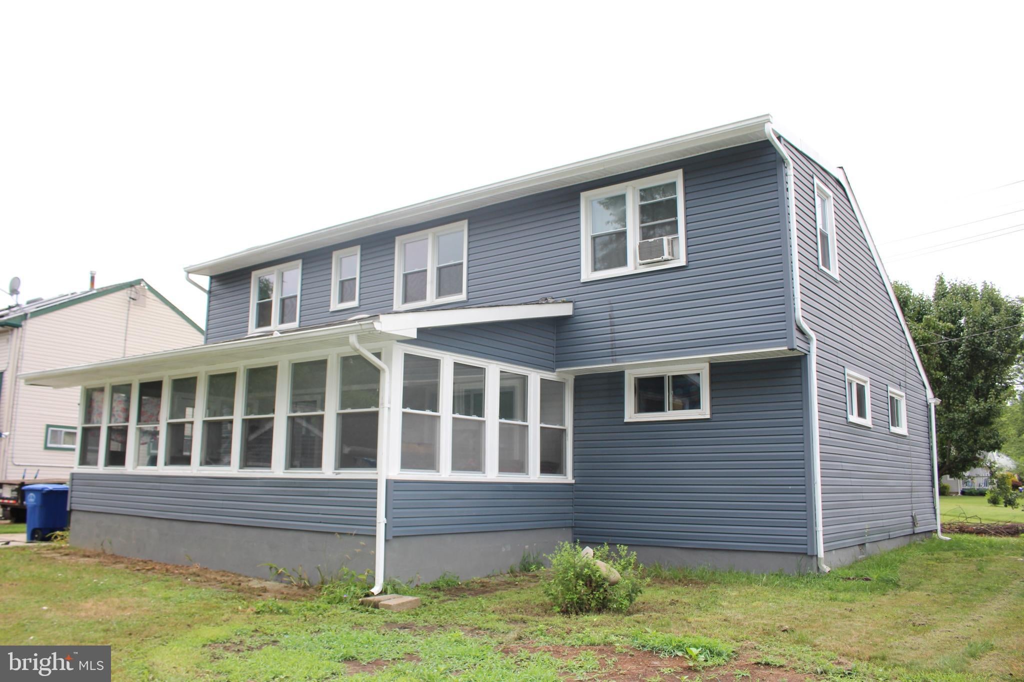 16 KING AVENUE