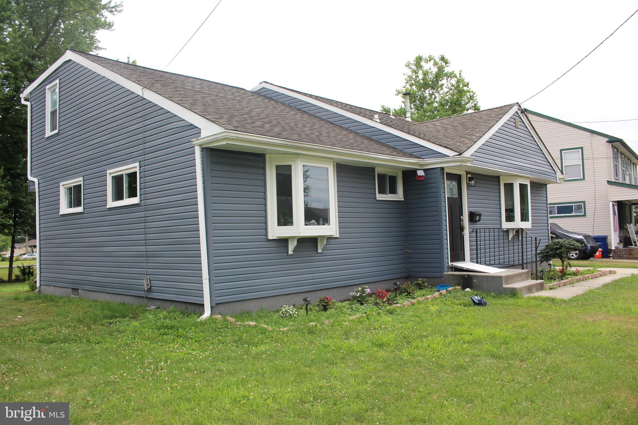 16 KING AVENUE