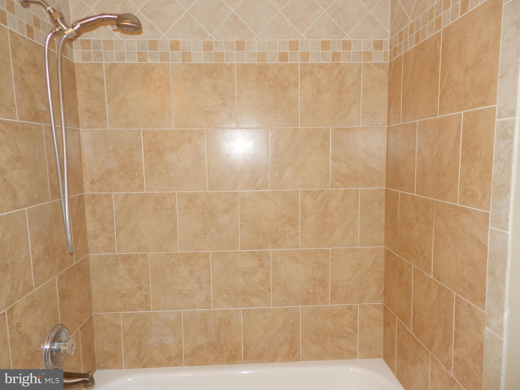 CARDINAL KNOLLS - Residential