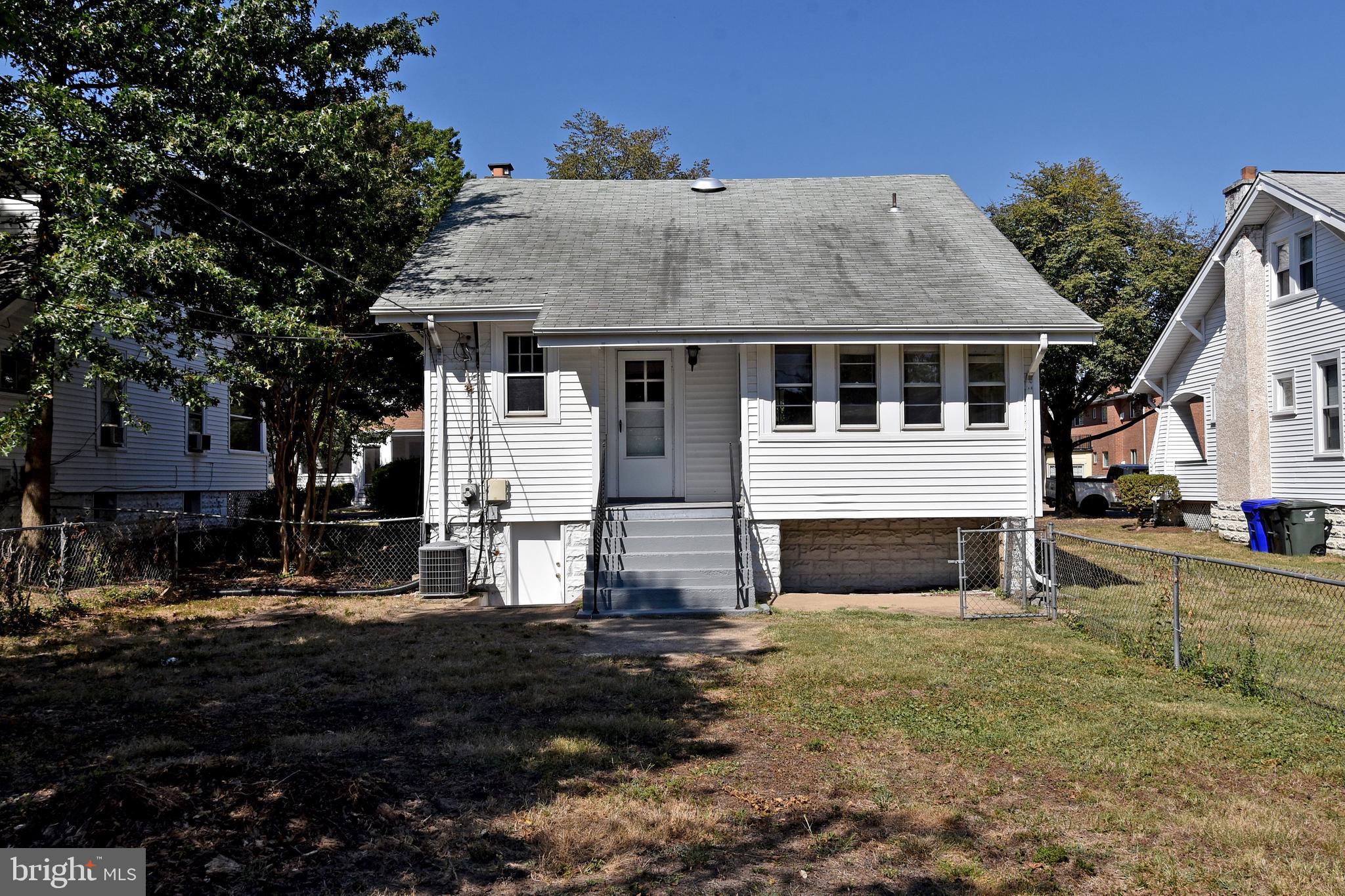 AURORA HILLS - Residential Lease