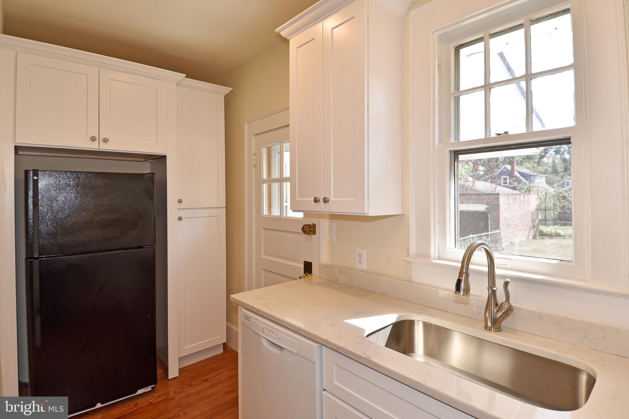 AURORA HILLS - Residential Lease