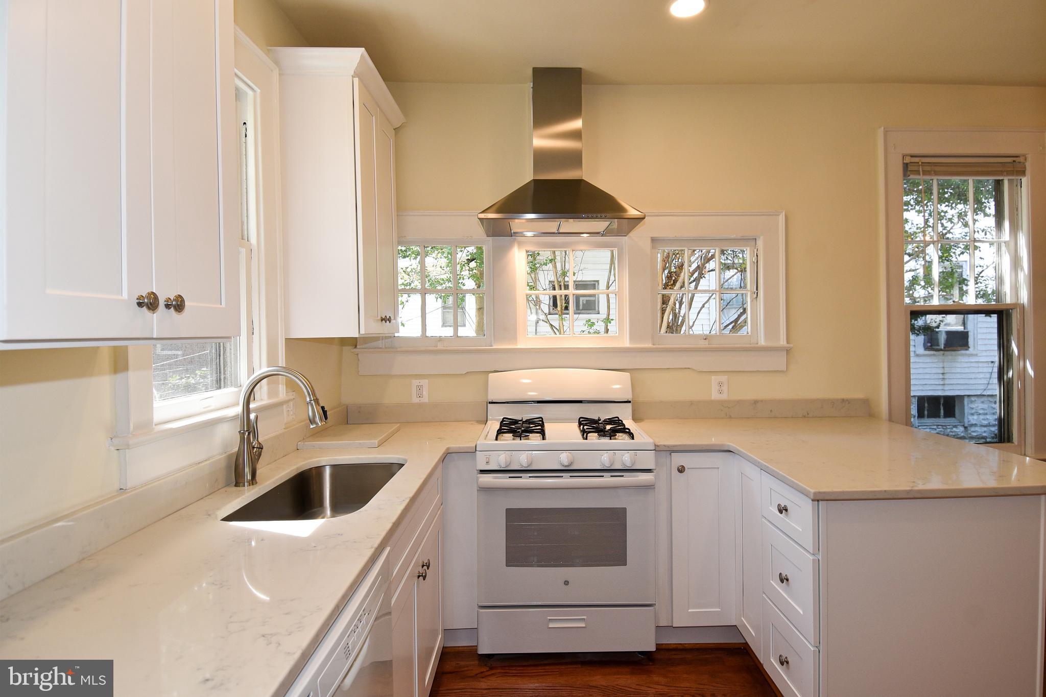 AURORA HILLS - Residential Lease