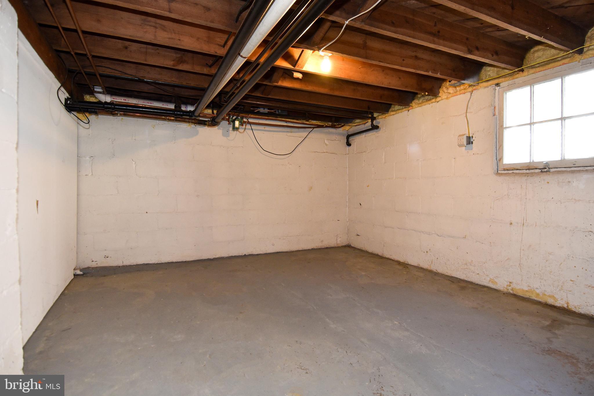 AURORA HILLS - Residential Lease