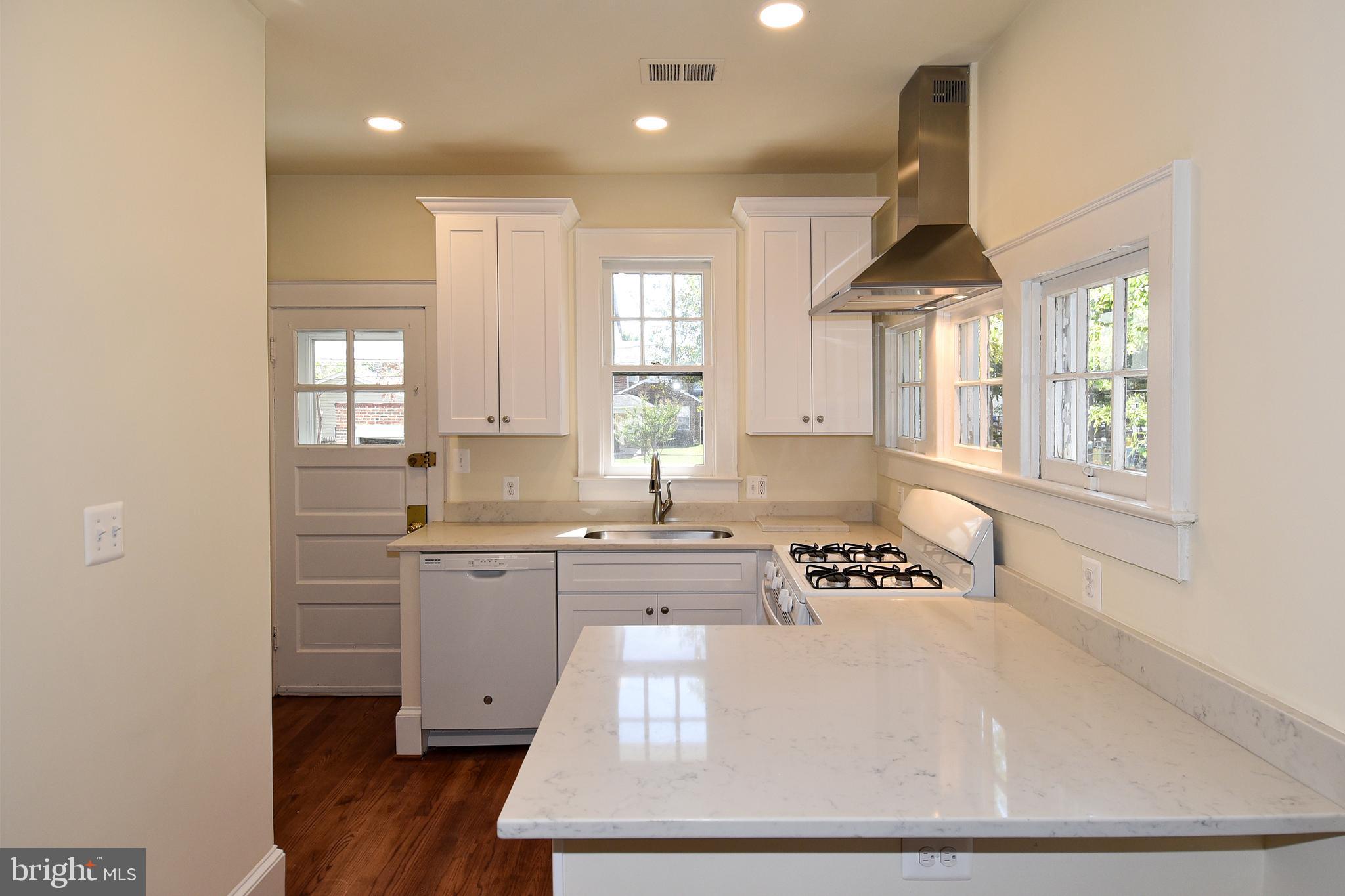 AURORA HILLS - Residential Lease