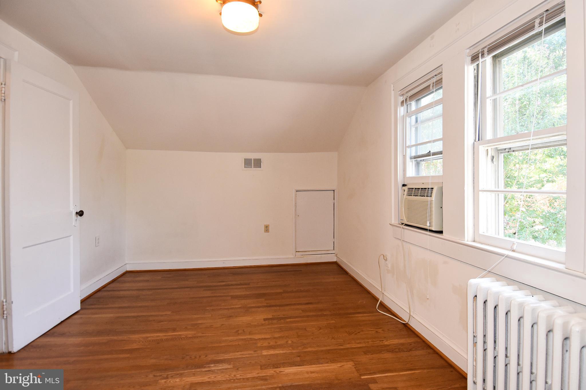 AURORA HILLS - Residential Lease