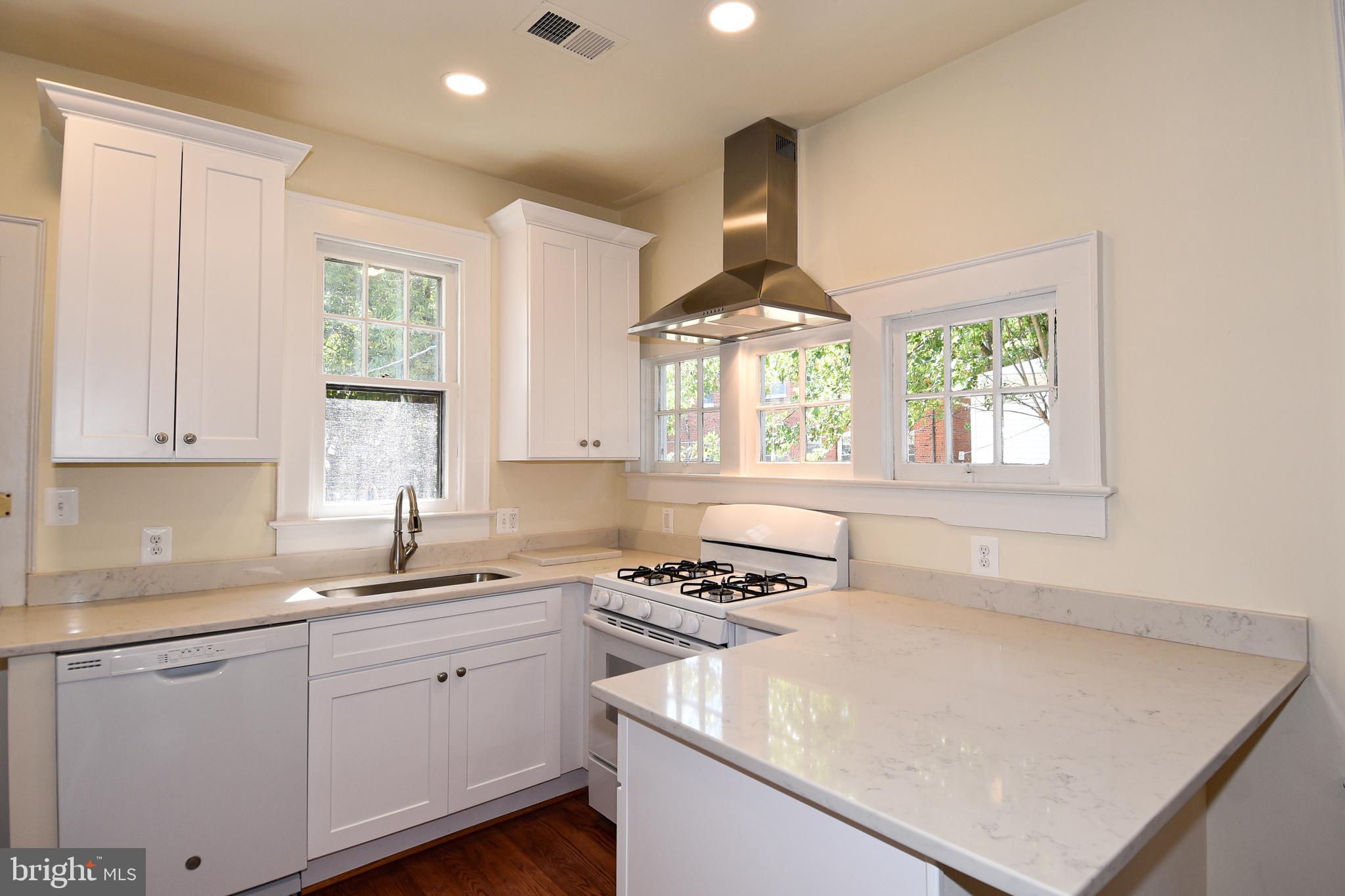 AURORA HILLS - Residential Lease