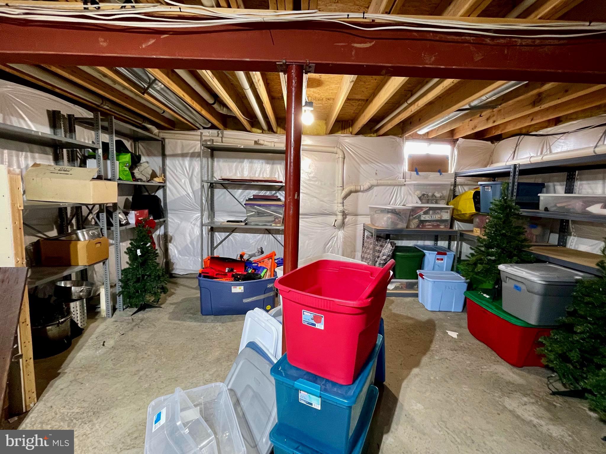 APPLE KNOLLS ESTATES - Residential