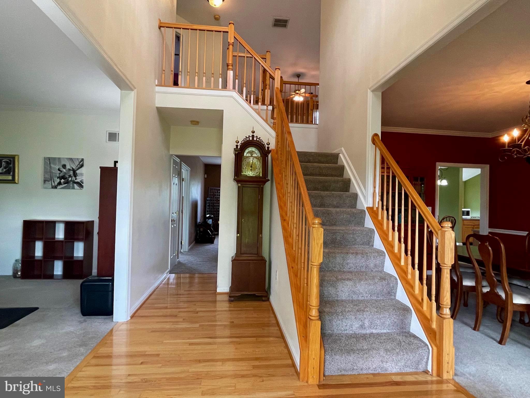 APPLE KNOLLS ESTATES - Residential