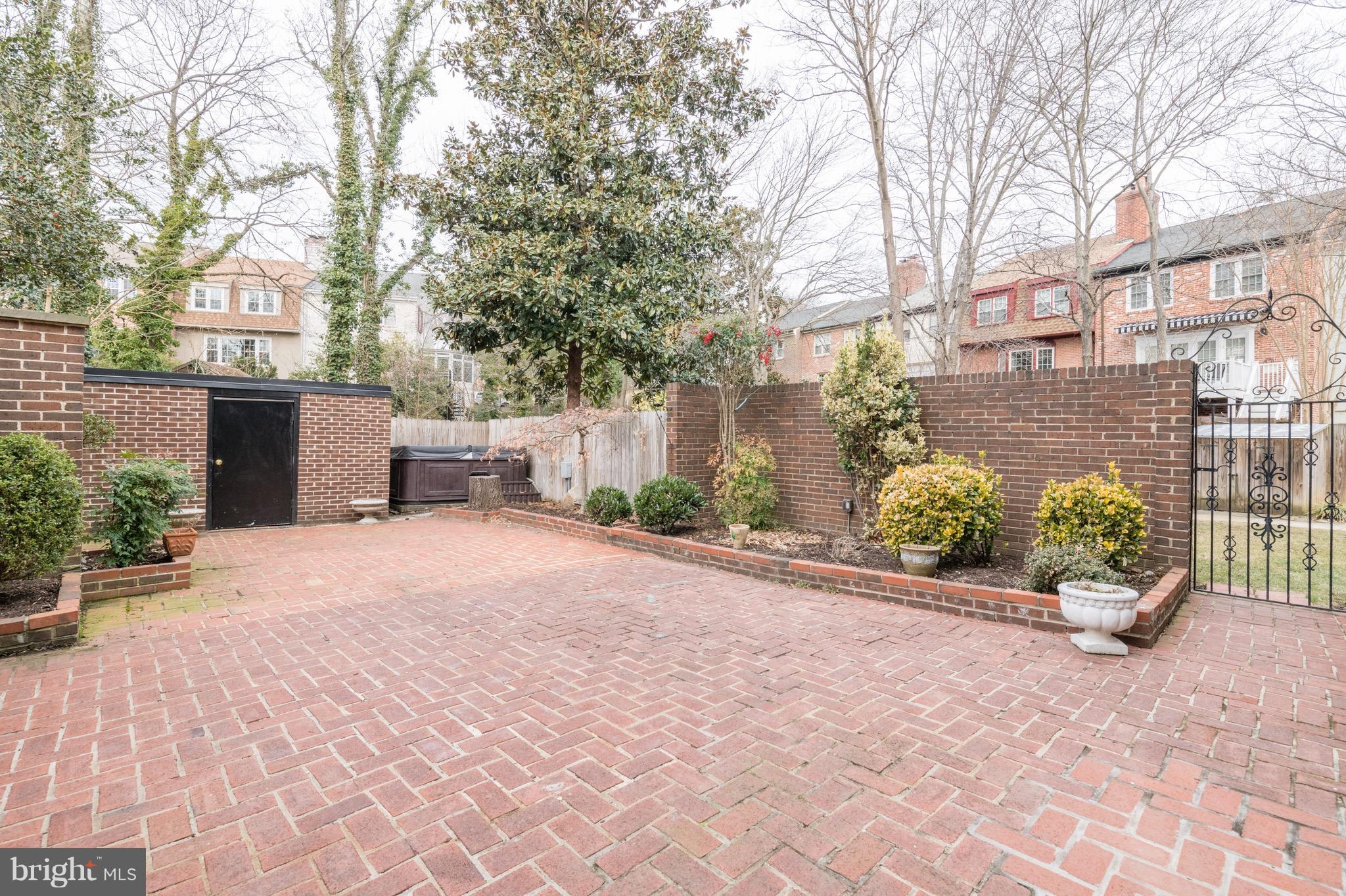 OLDE BELHAVEN TOWNE - Residential Lease