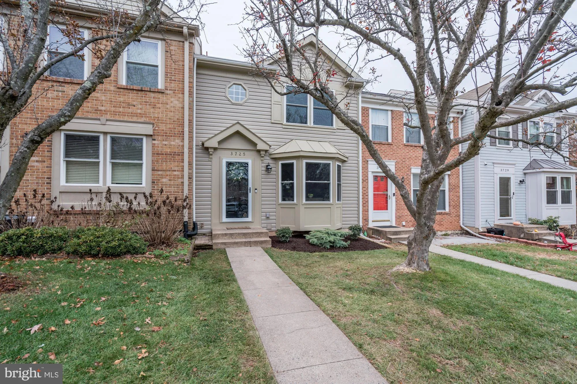 3725 Mazewood Lane, Fairfax, VA 22033