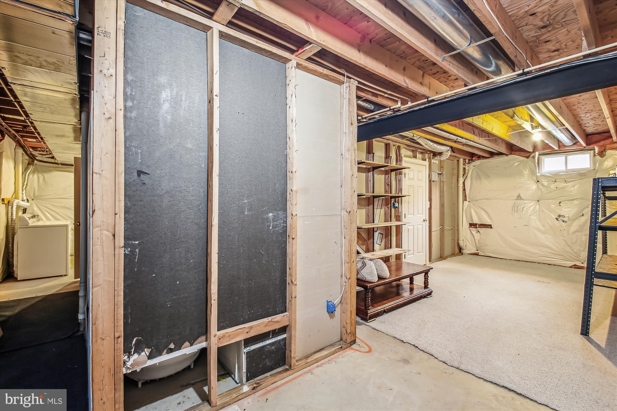 CRESTWOOD - Residential