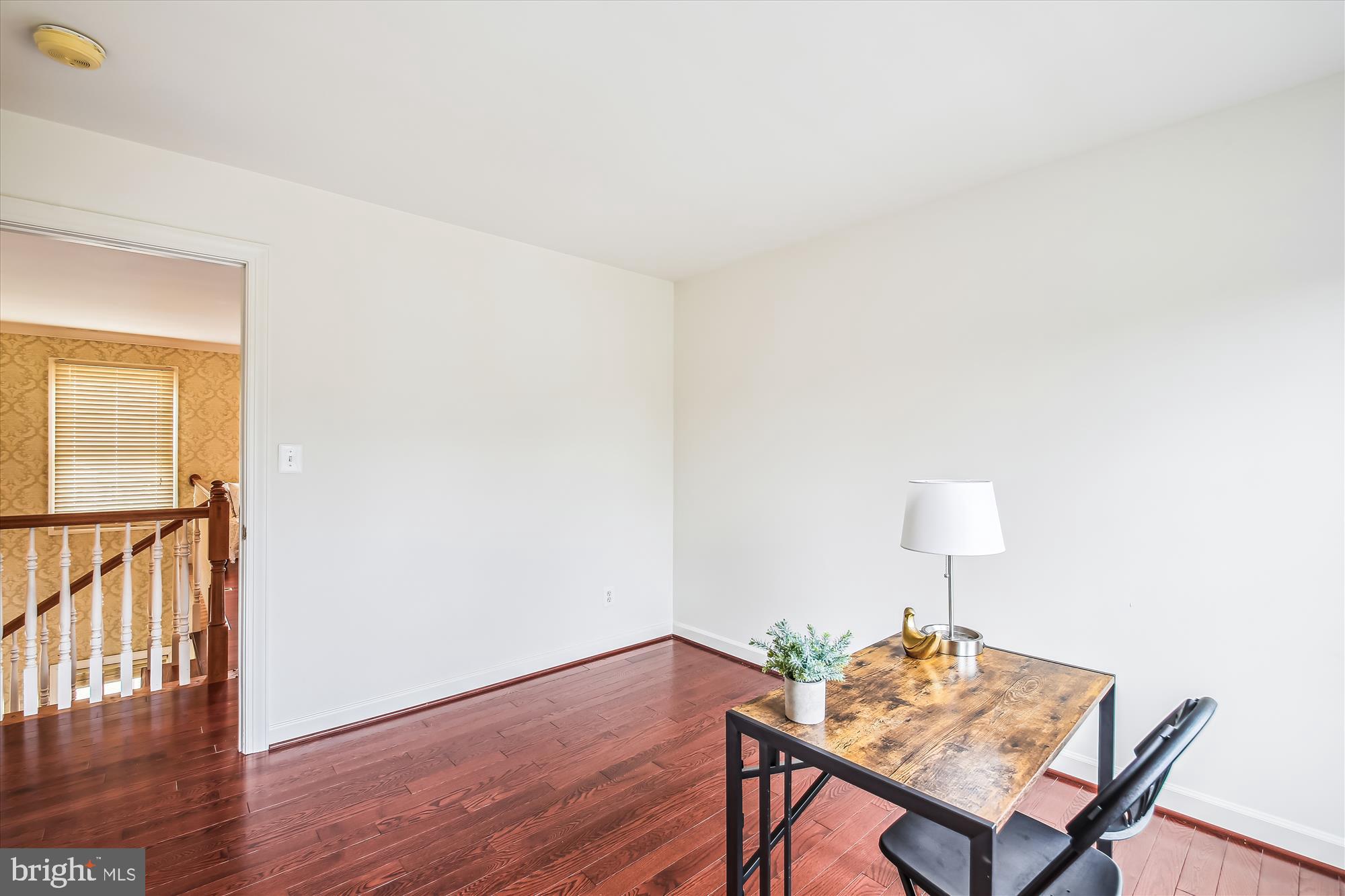 CRESTWOOD - Residential