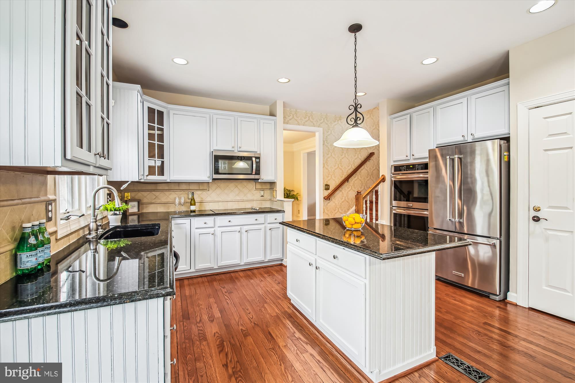 CRESTWOOD - Residential